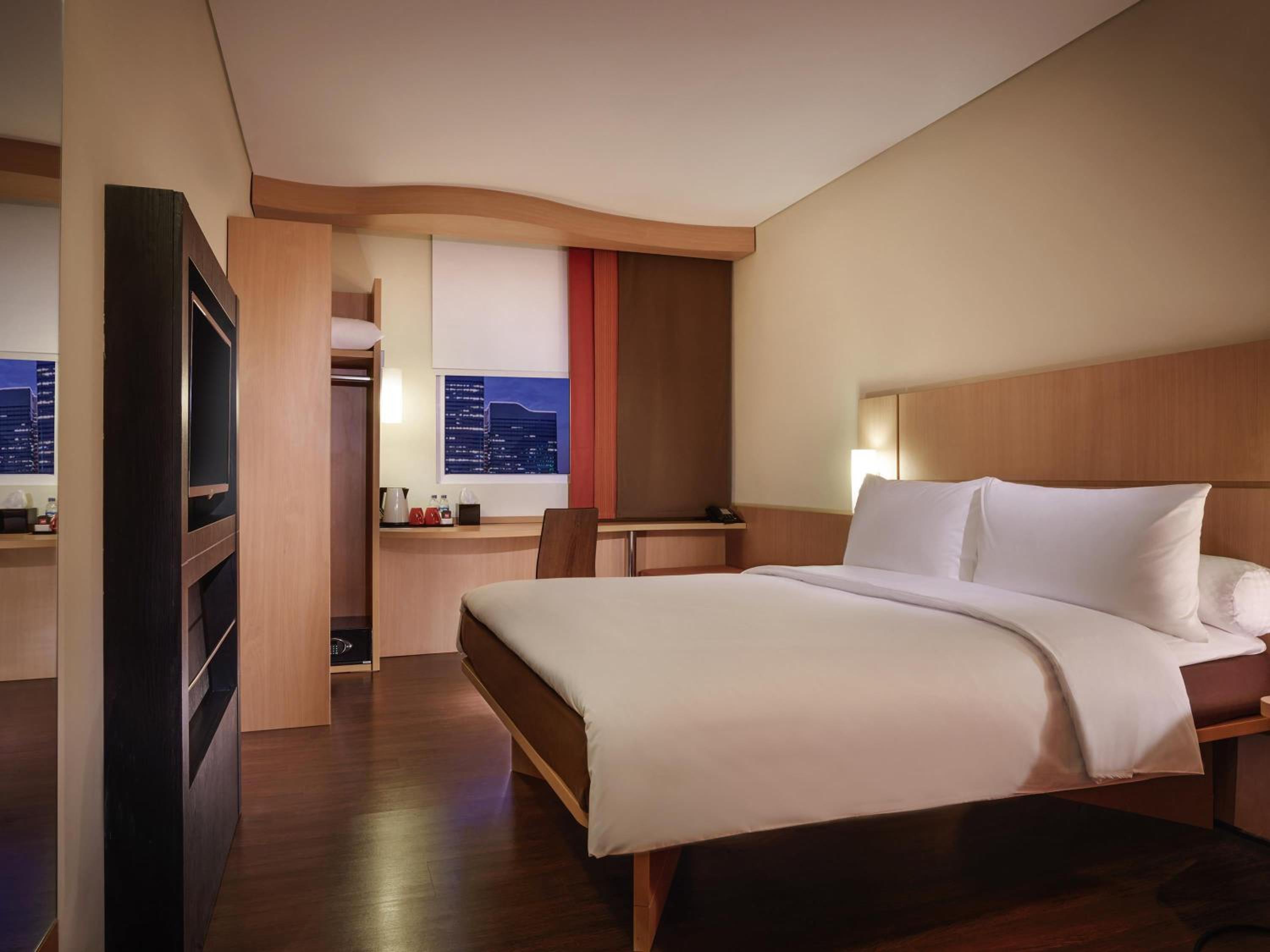 Standard Double Bed with City View