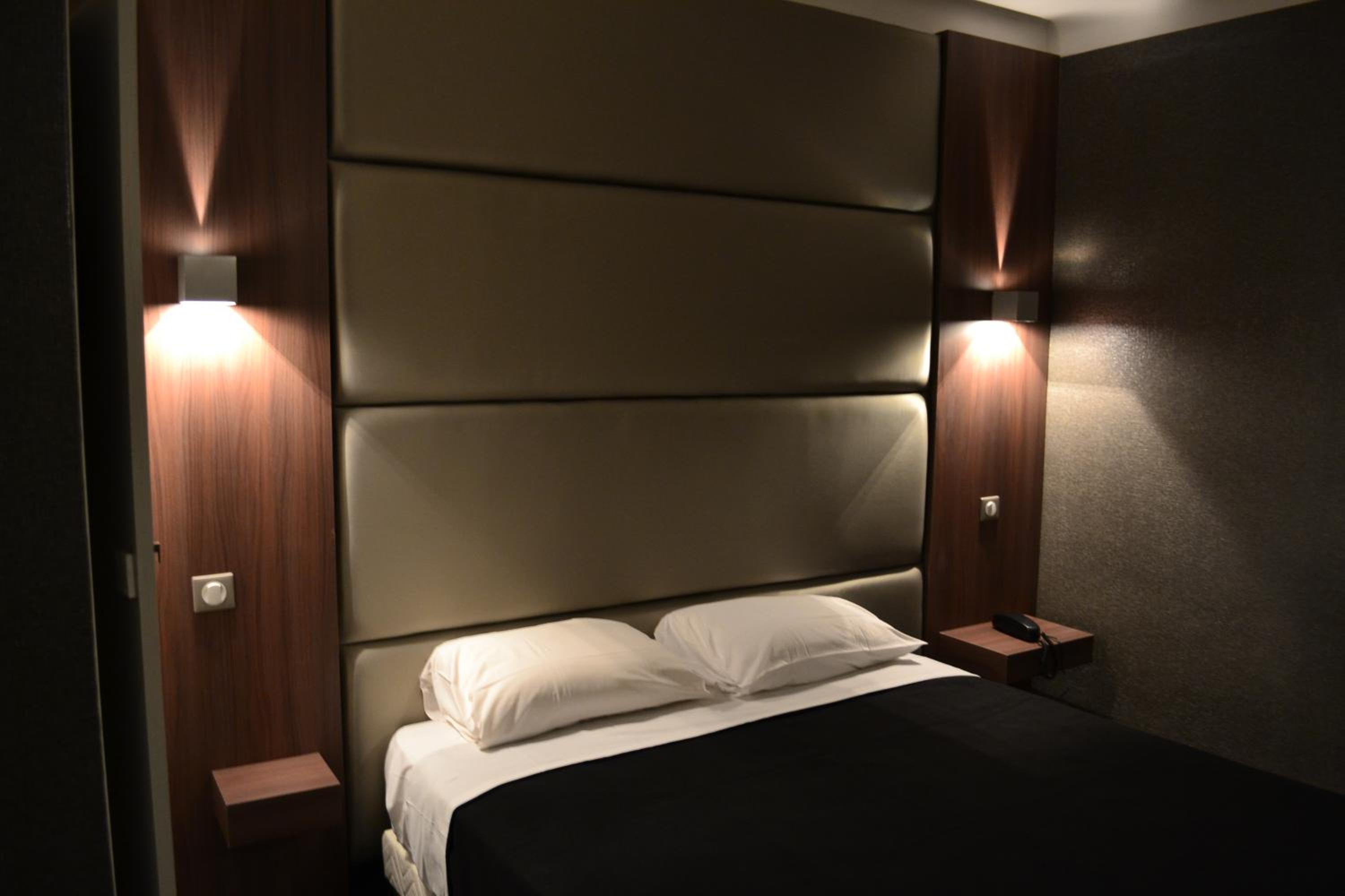 Double Room - Photo 1