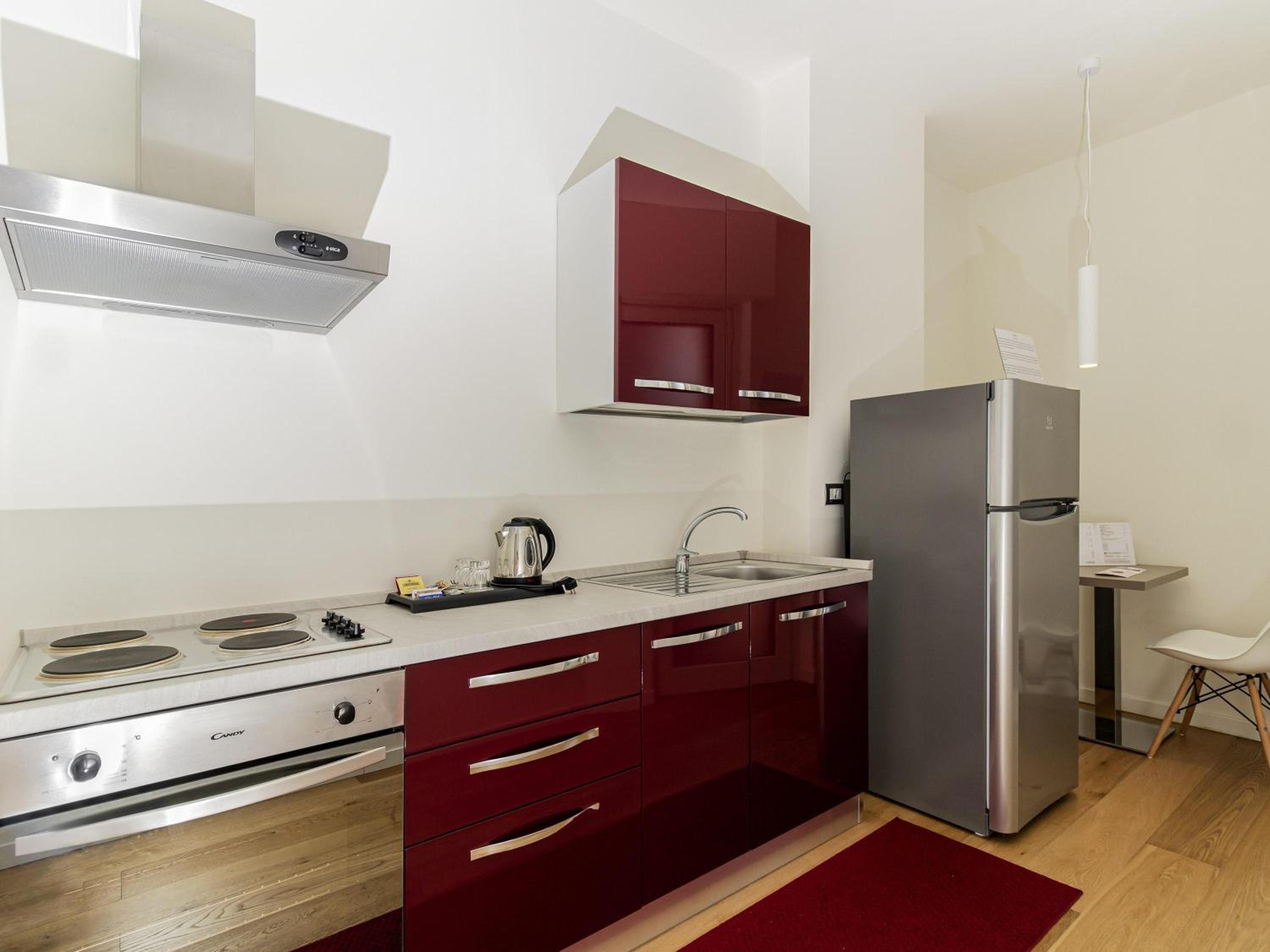 Superior Apartment thumbnail 5