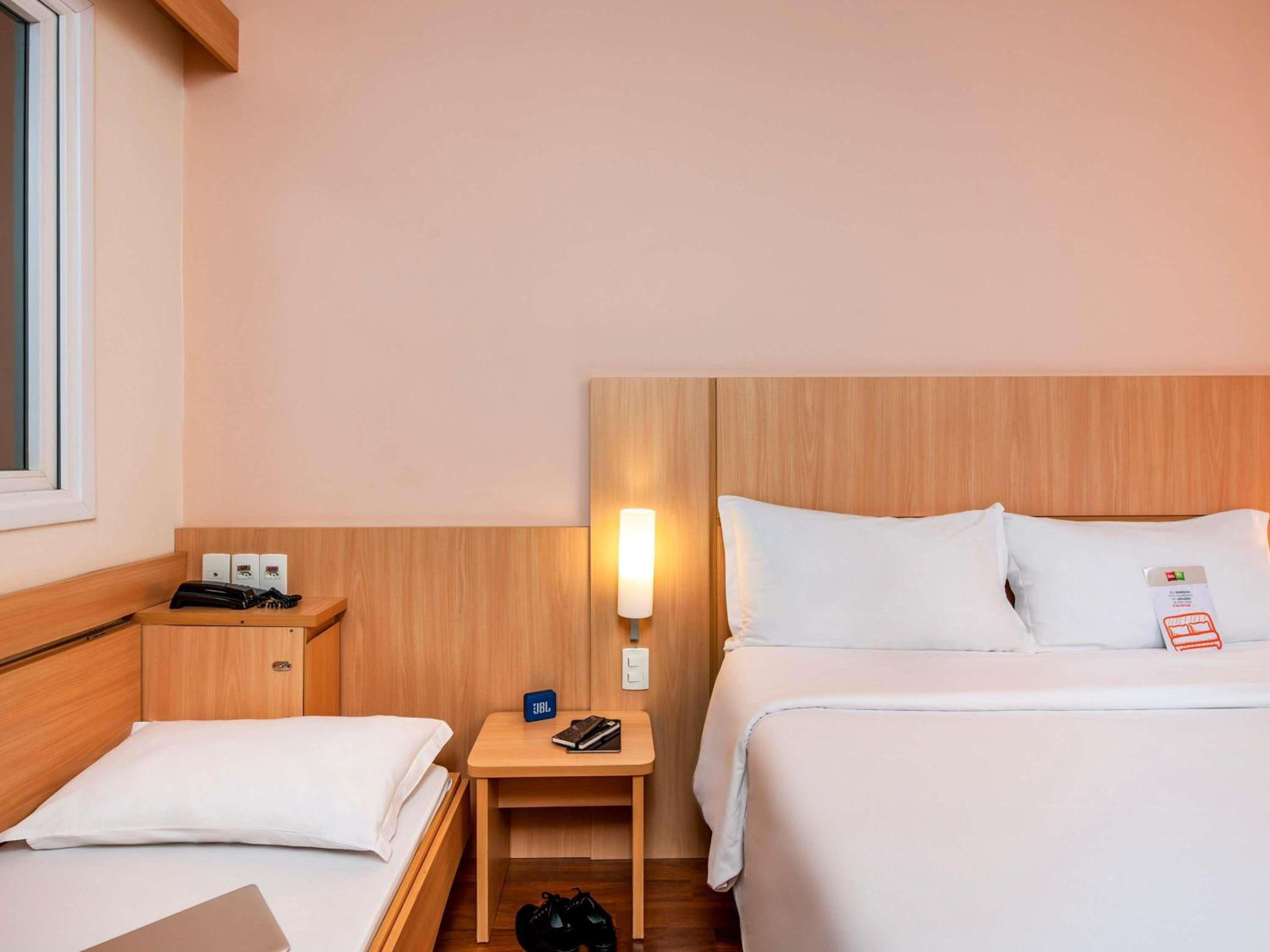 Triple Room with Double bed and Single Bed photo 3