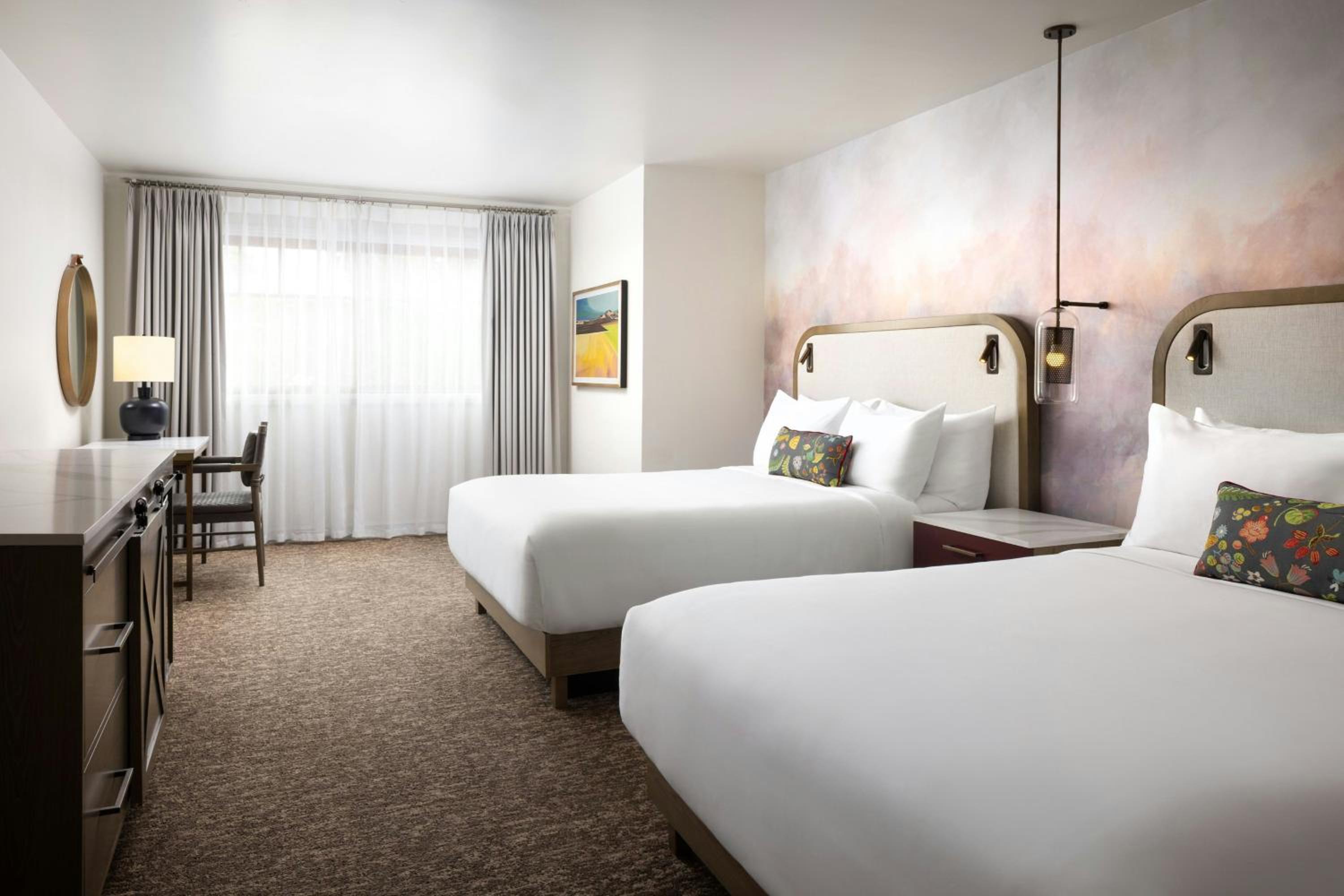 Queen Suite with Two Queen Beds and Sofa Bed - Photo 2