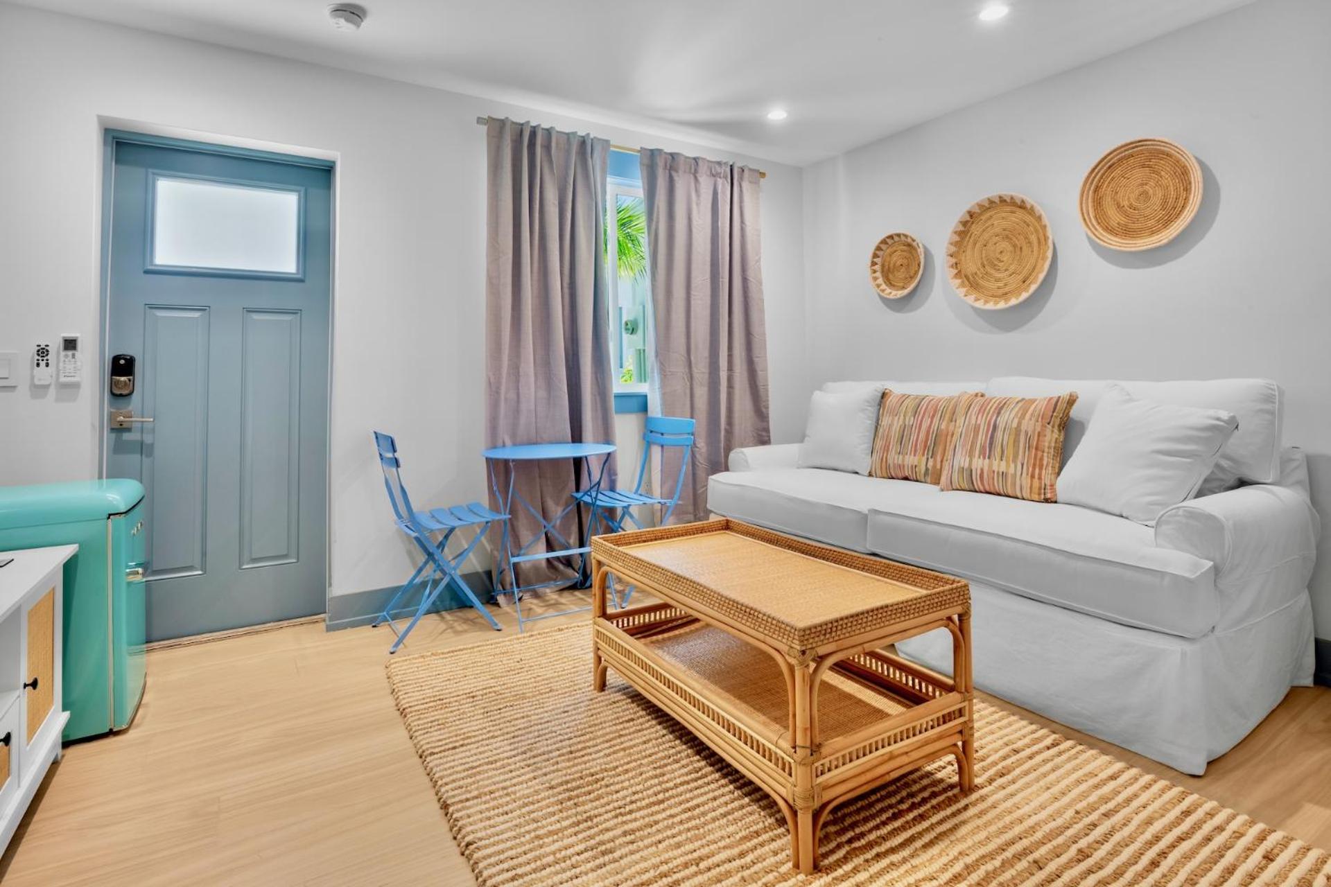 Villa photo 2