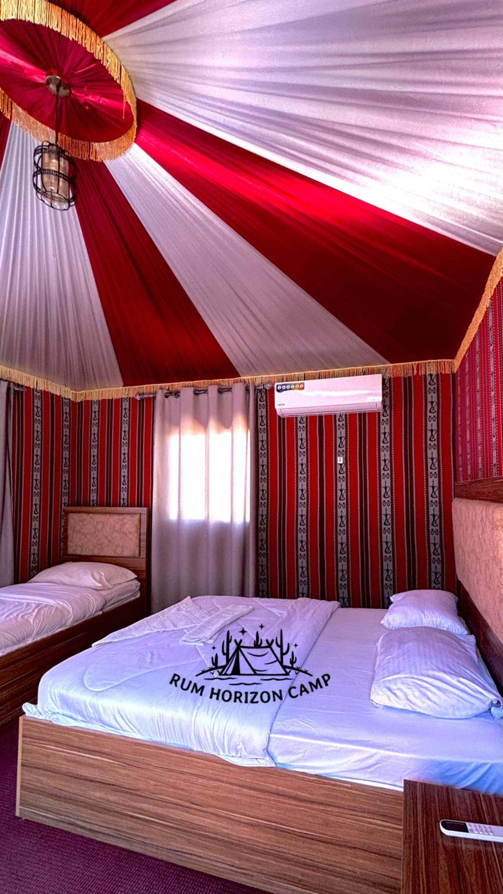 Deluxe Junior Suite photo 3