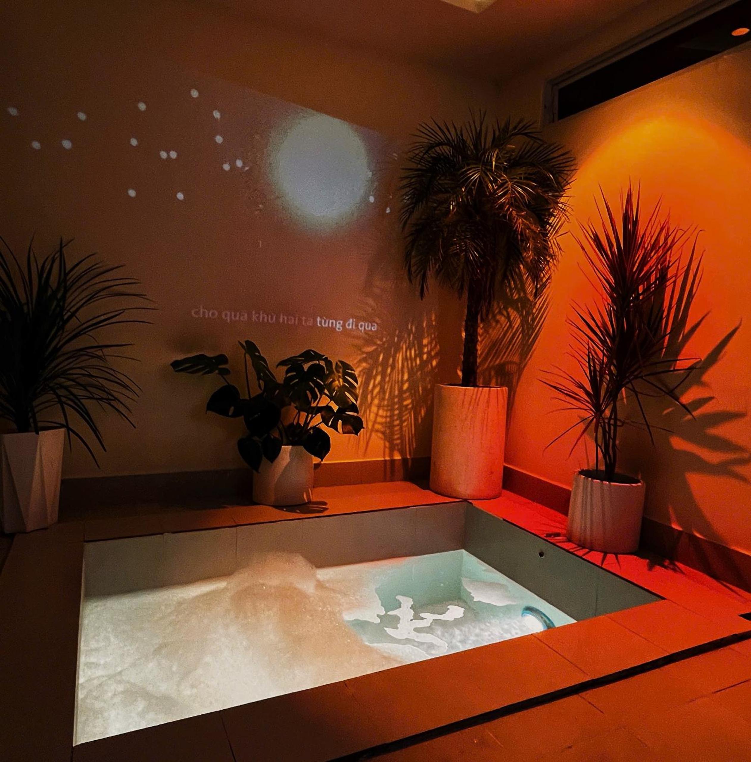 Double Room with Spa Bath photo 2