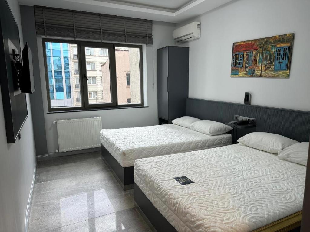 Quadruple Room photo 2