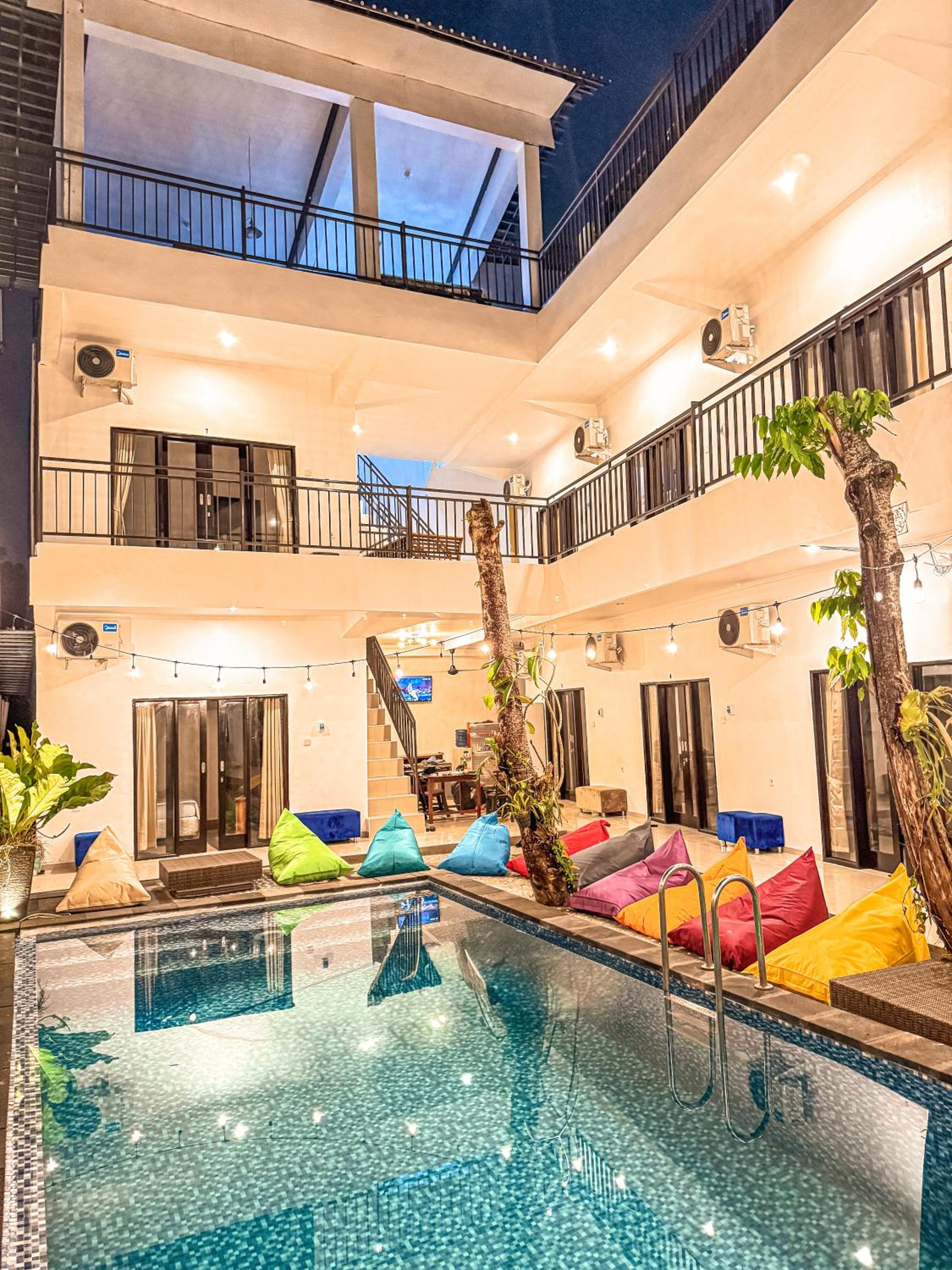 Double Room with Pool View photo 3