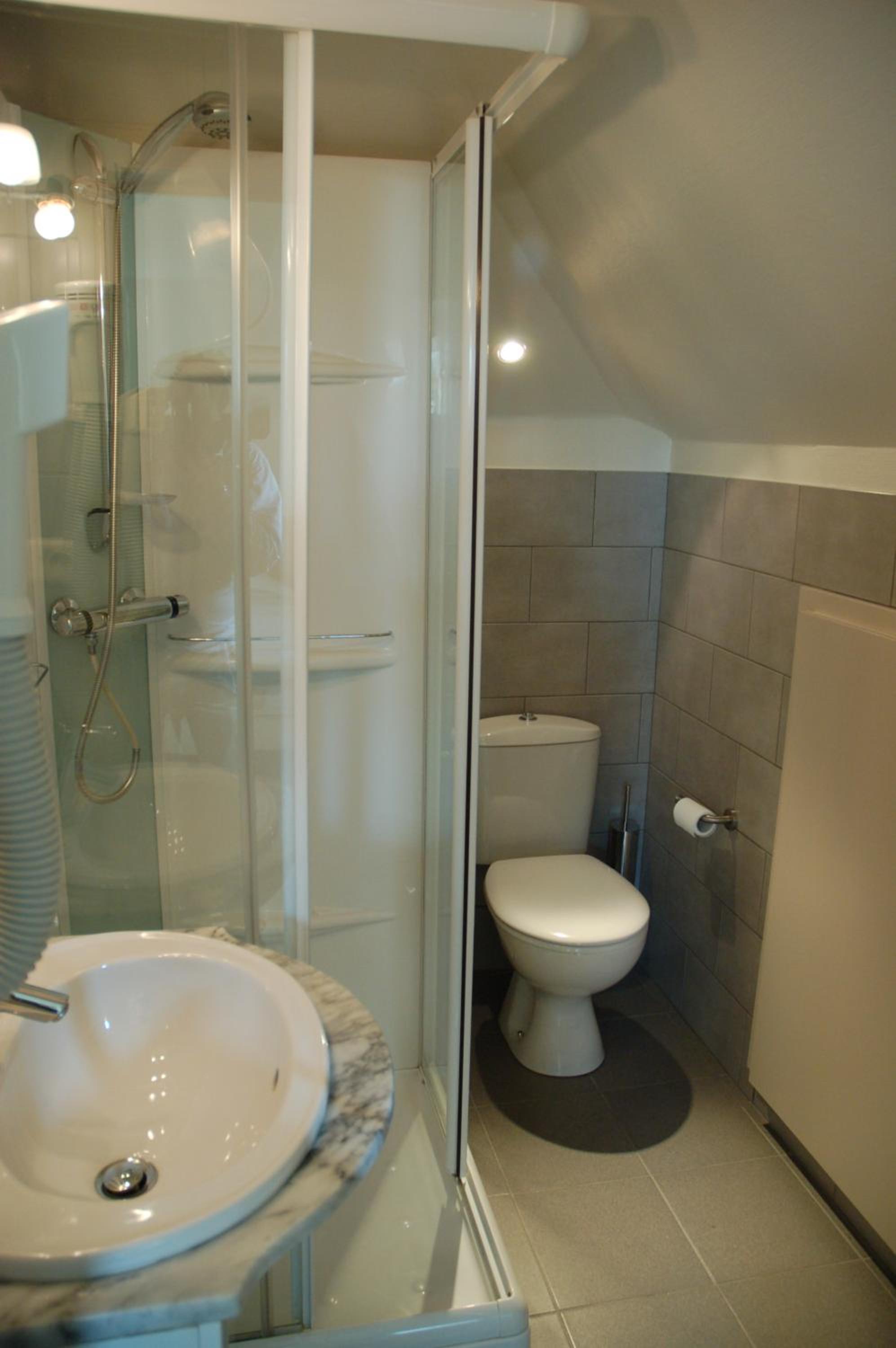 Double Room - Photo 4