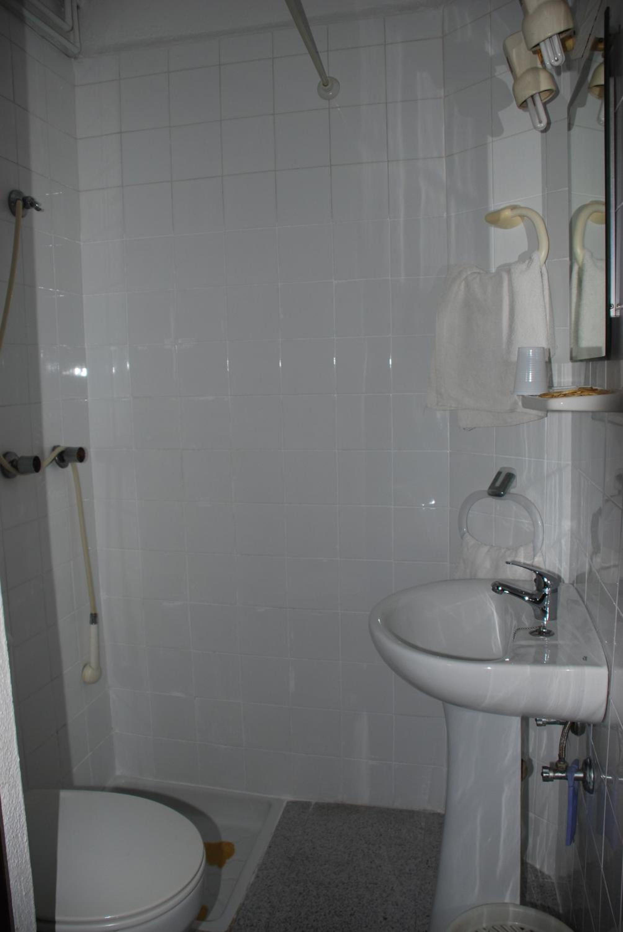 Triple Room - Photo 4