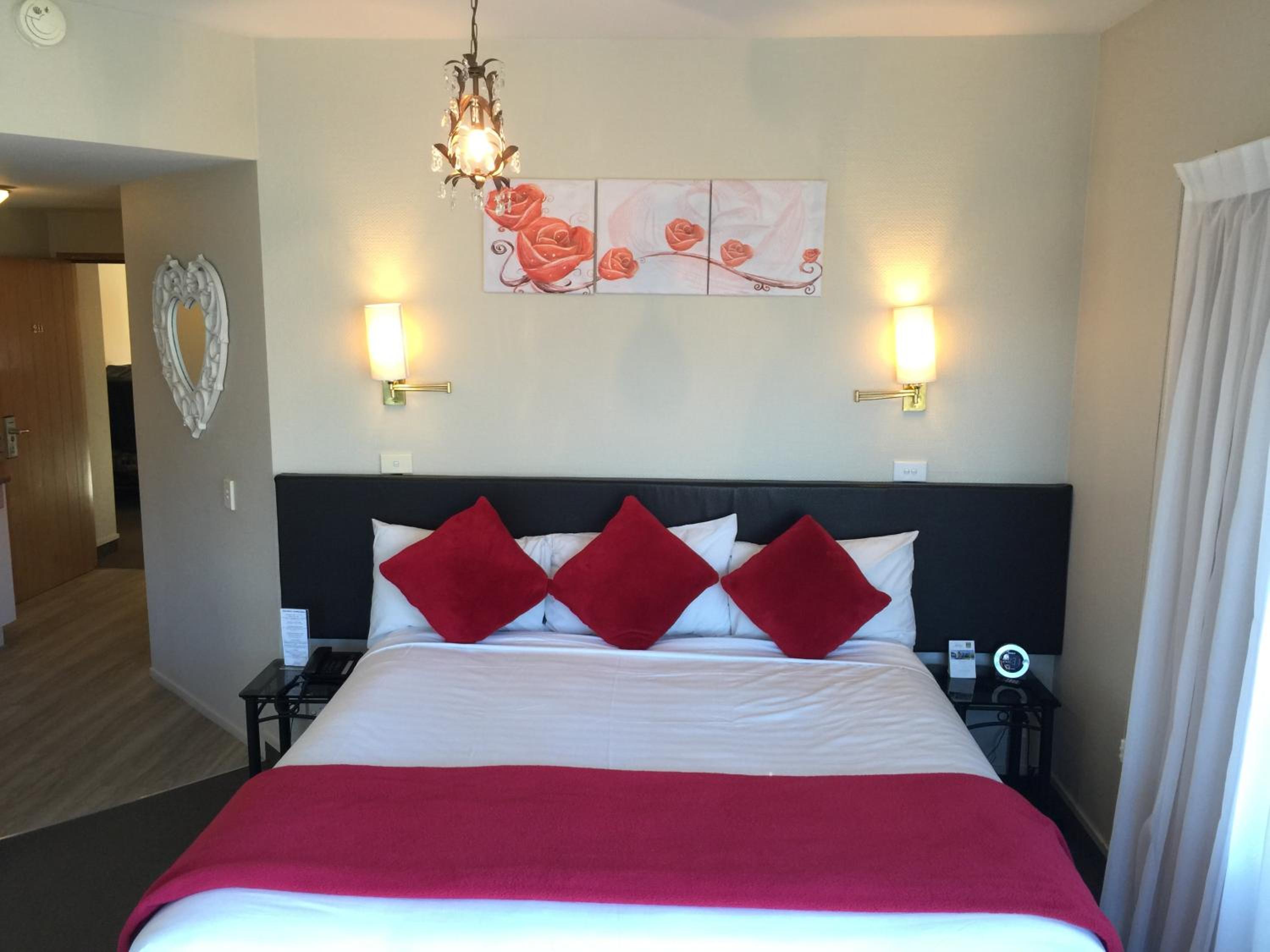 Honeymoon Suite photo 1