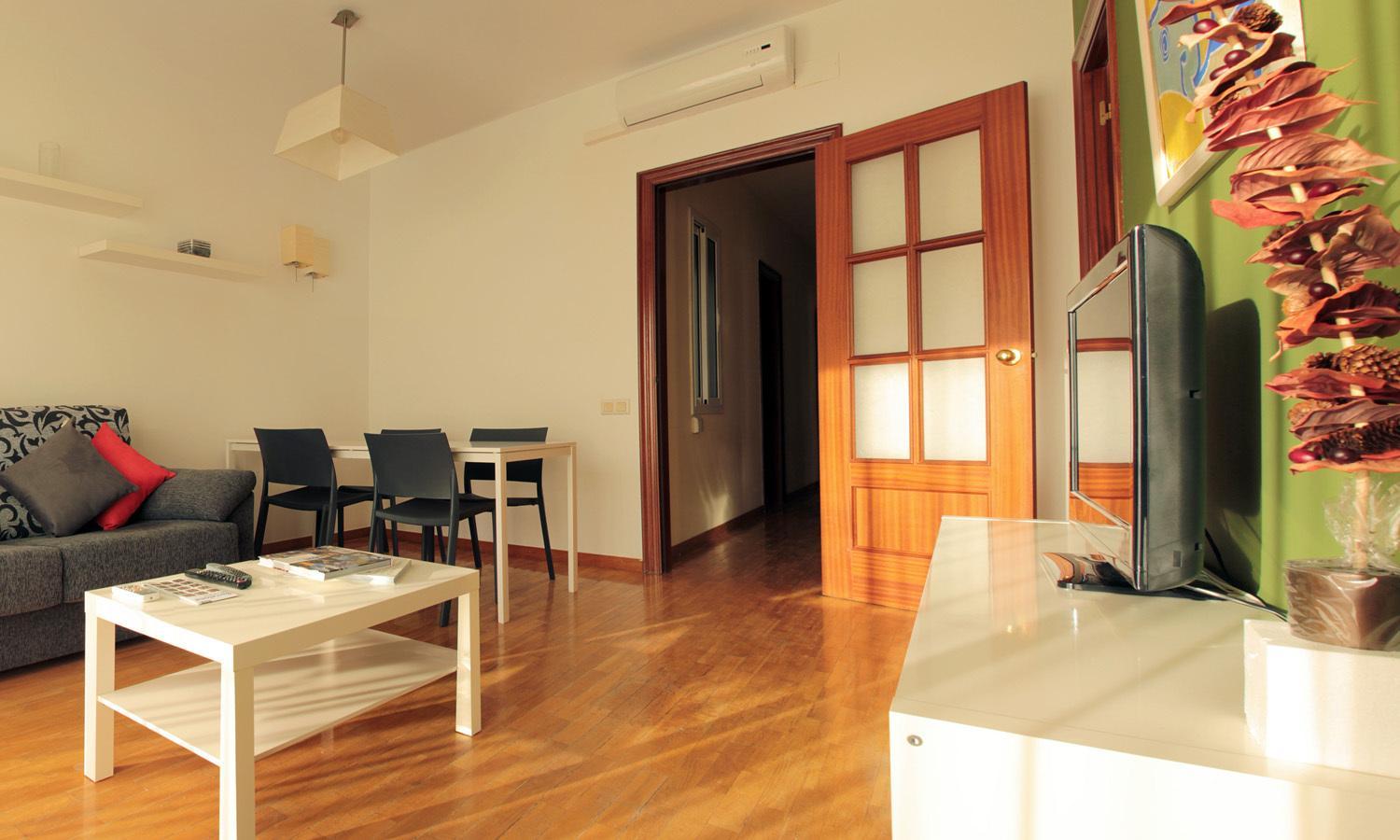 Three-Bedroom Apartment - Penthouse photo 3