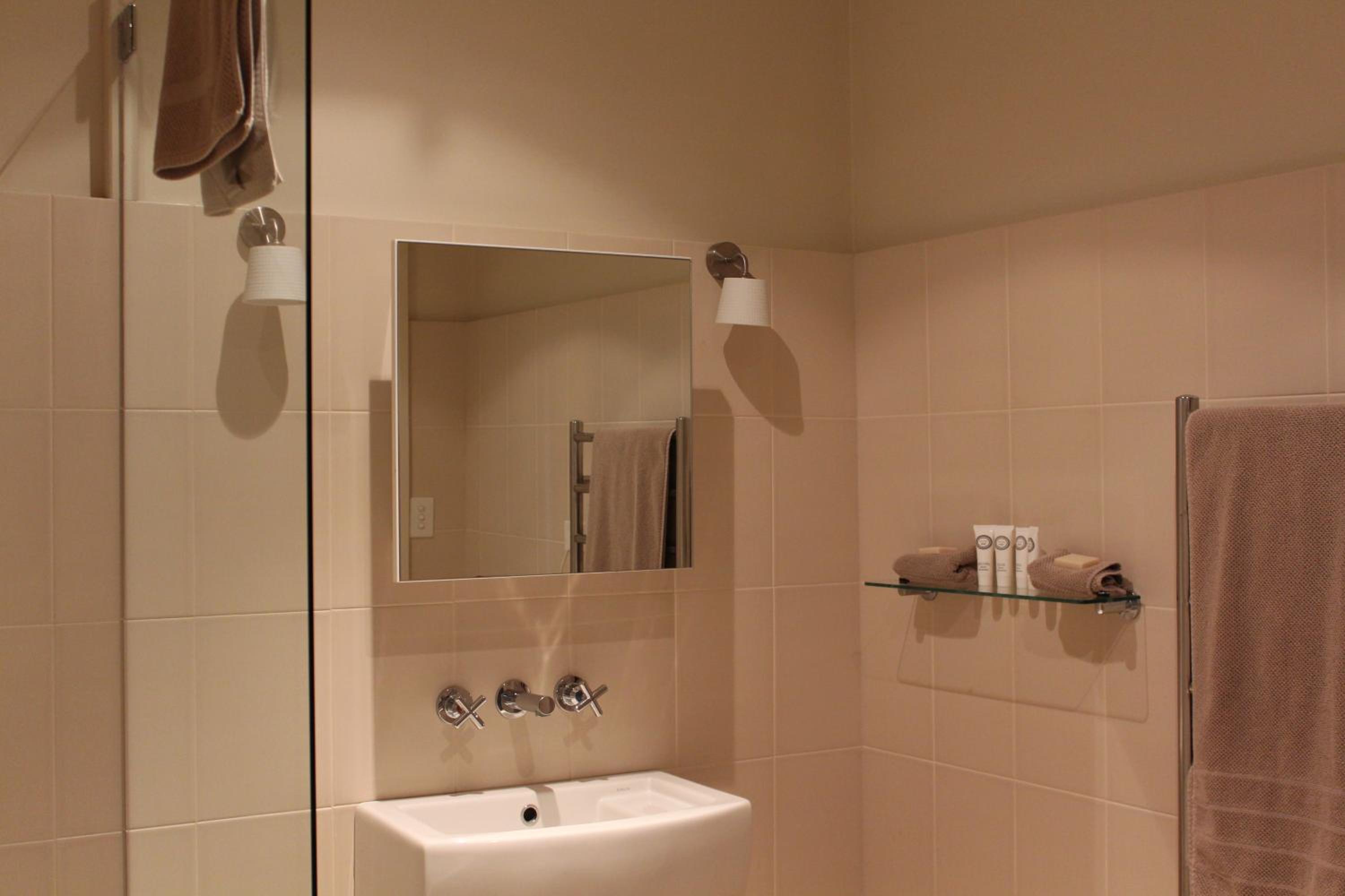 Studio Apartment photo 3