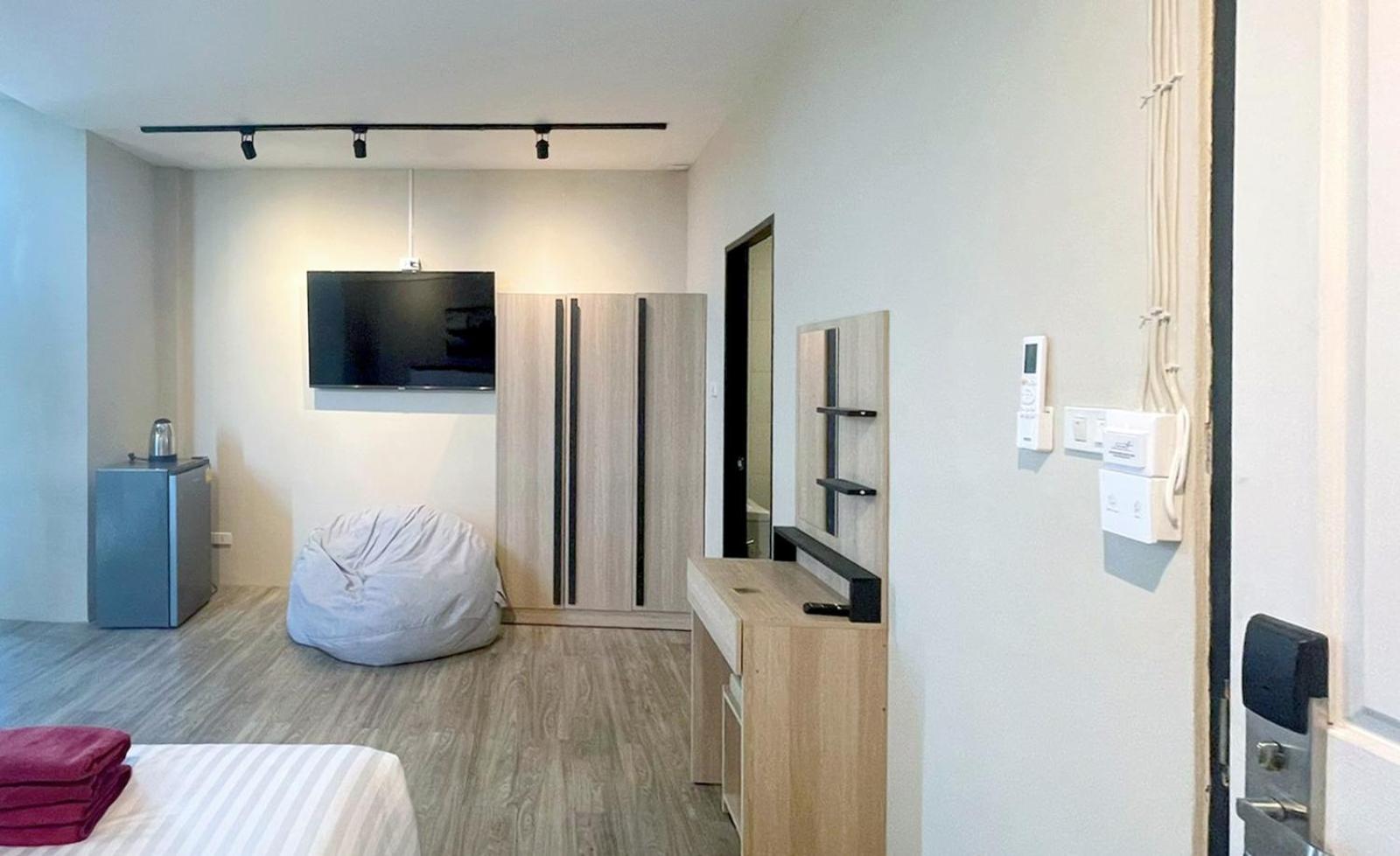 Deluxe Double Room - Photo 4