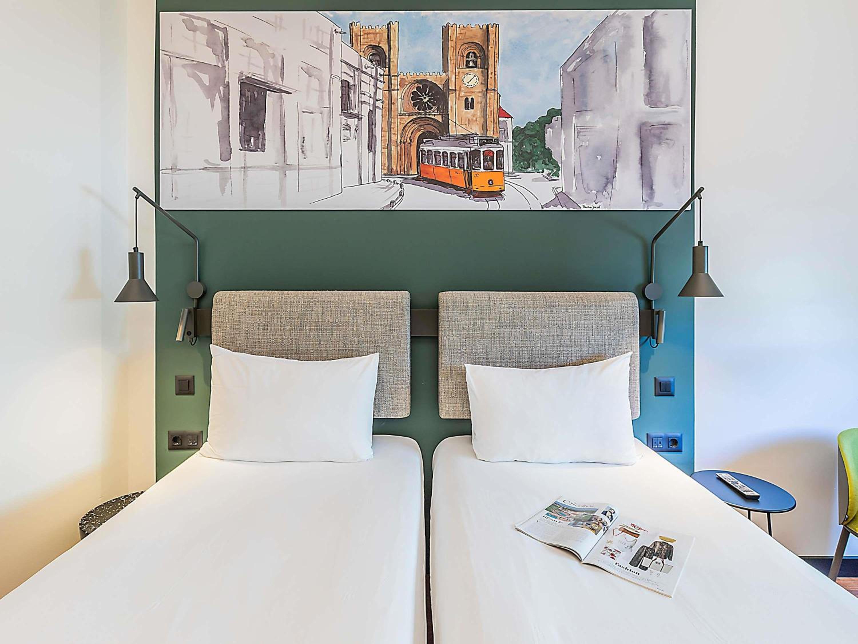 Standard Twin Room