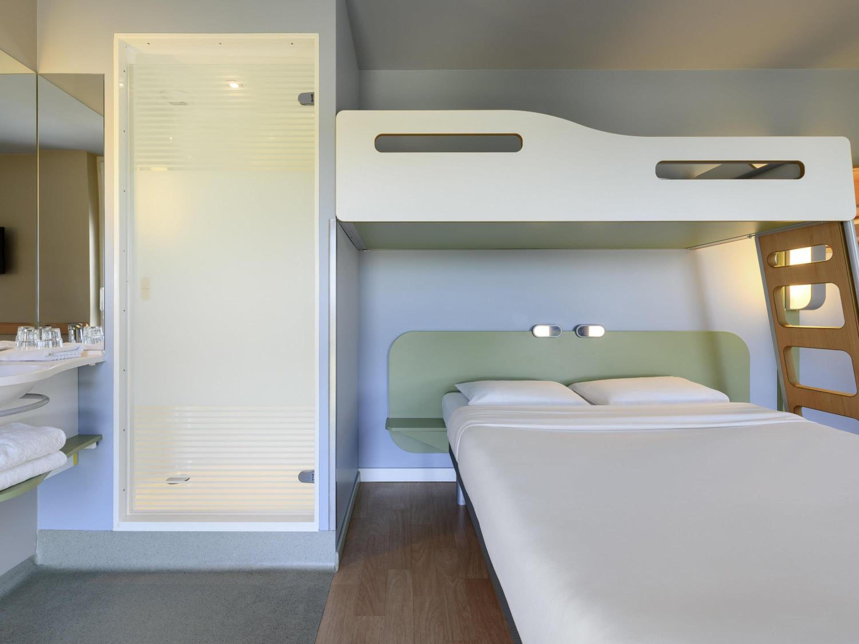 Standard Double Room - Photo 4