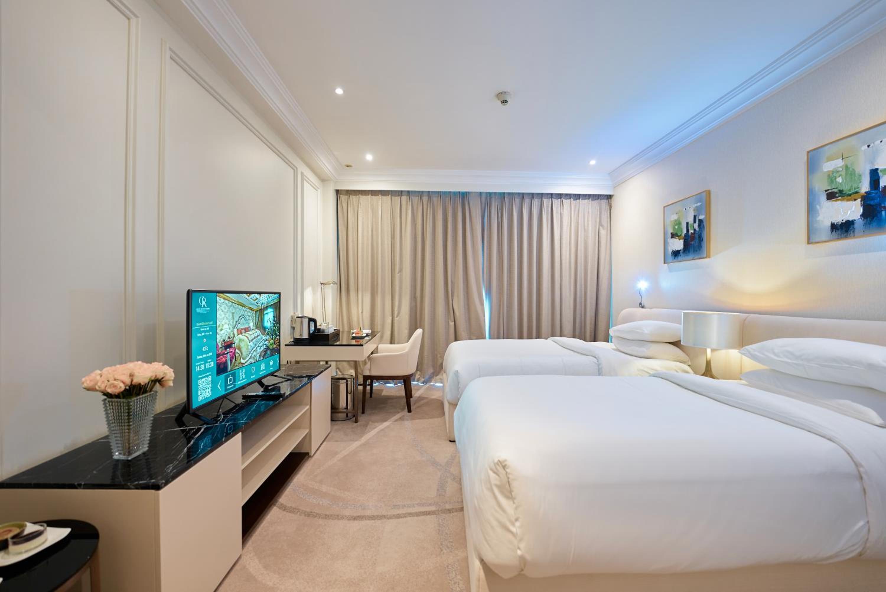 Deluxe Treasure King Room - Photo 1