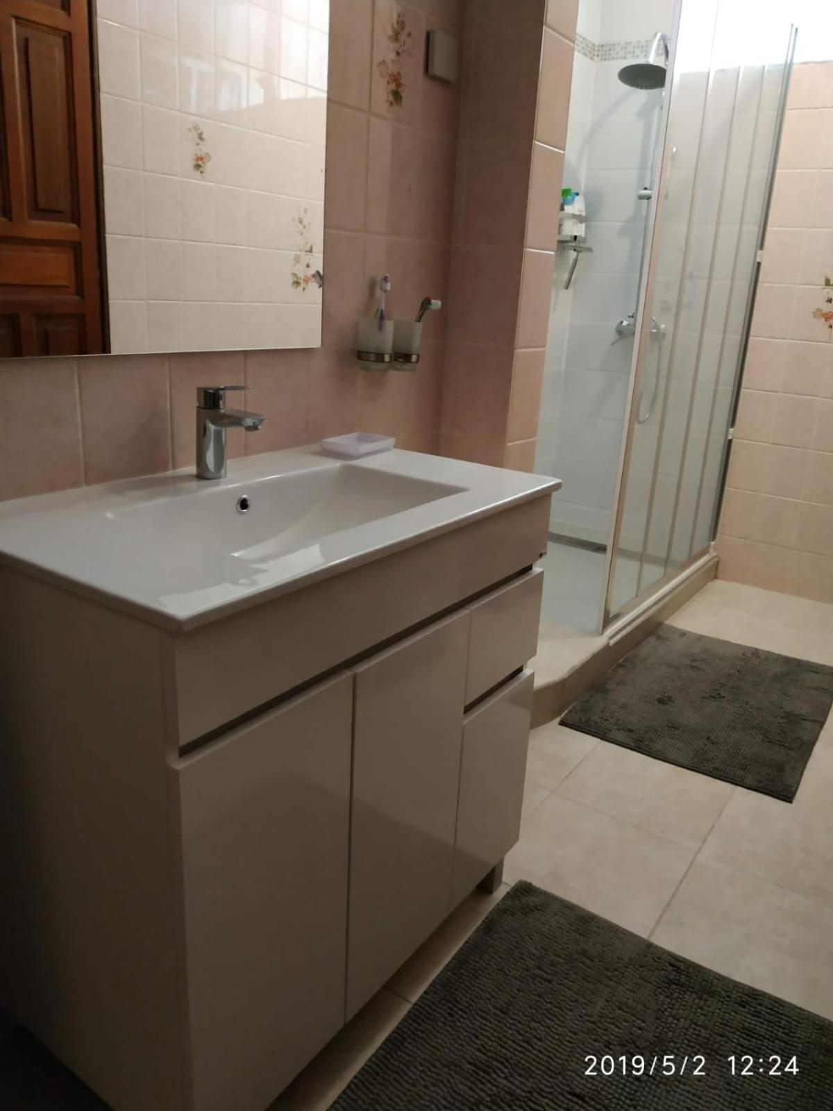 Double or Twin Room - Disability Access photo 2