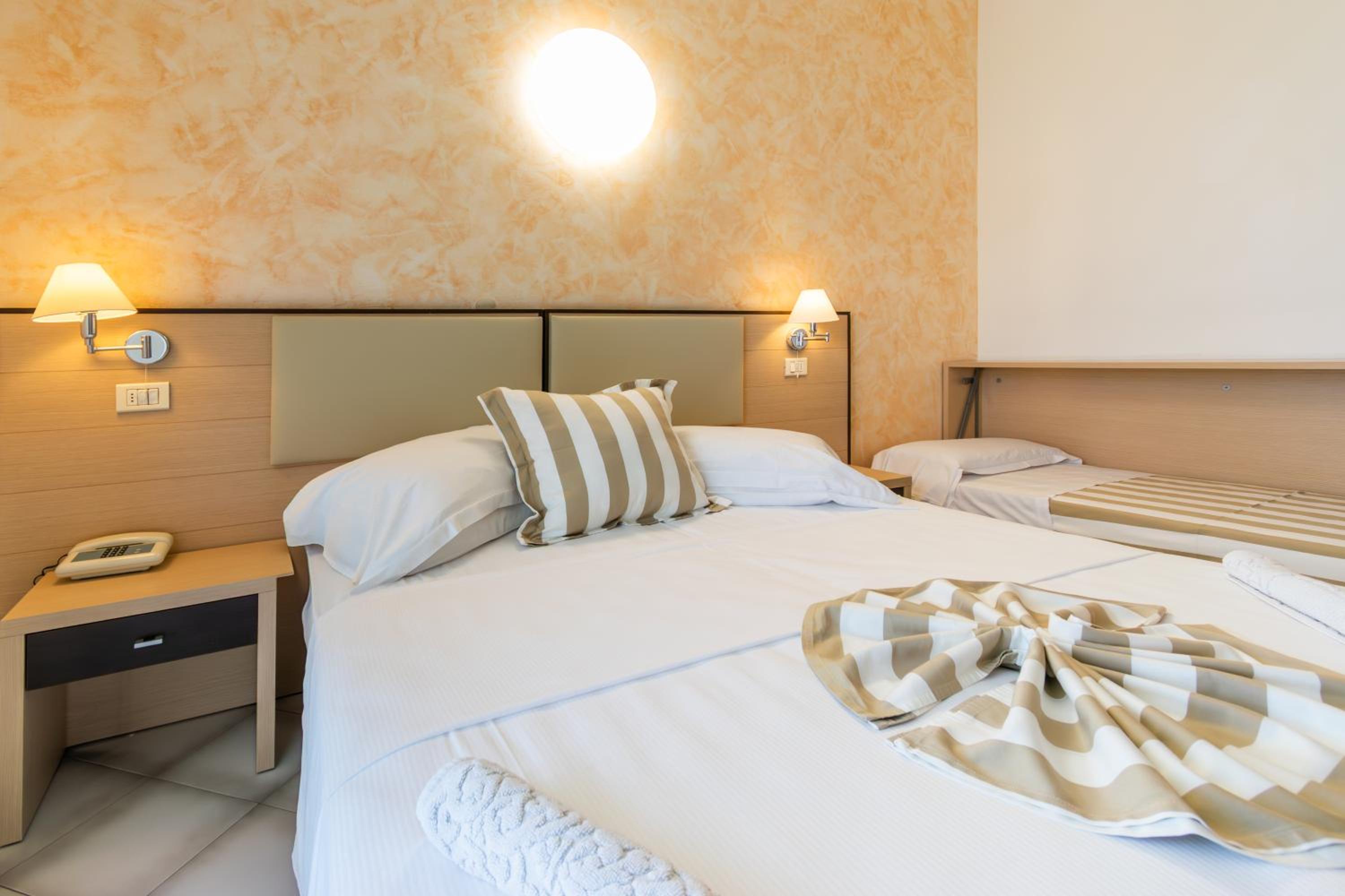 Triple Room with Garden View photo 3