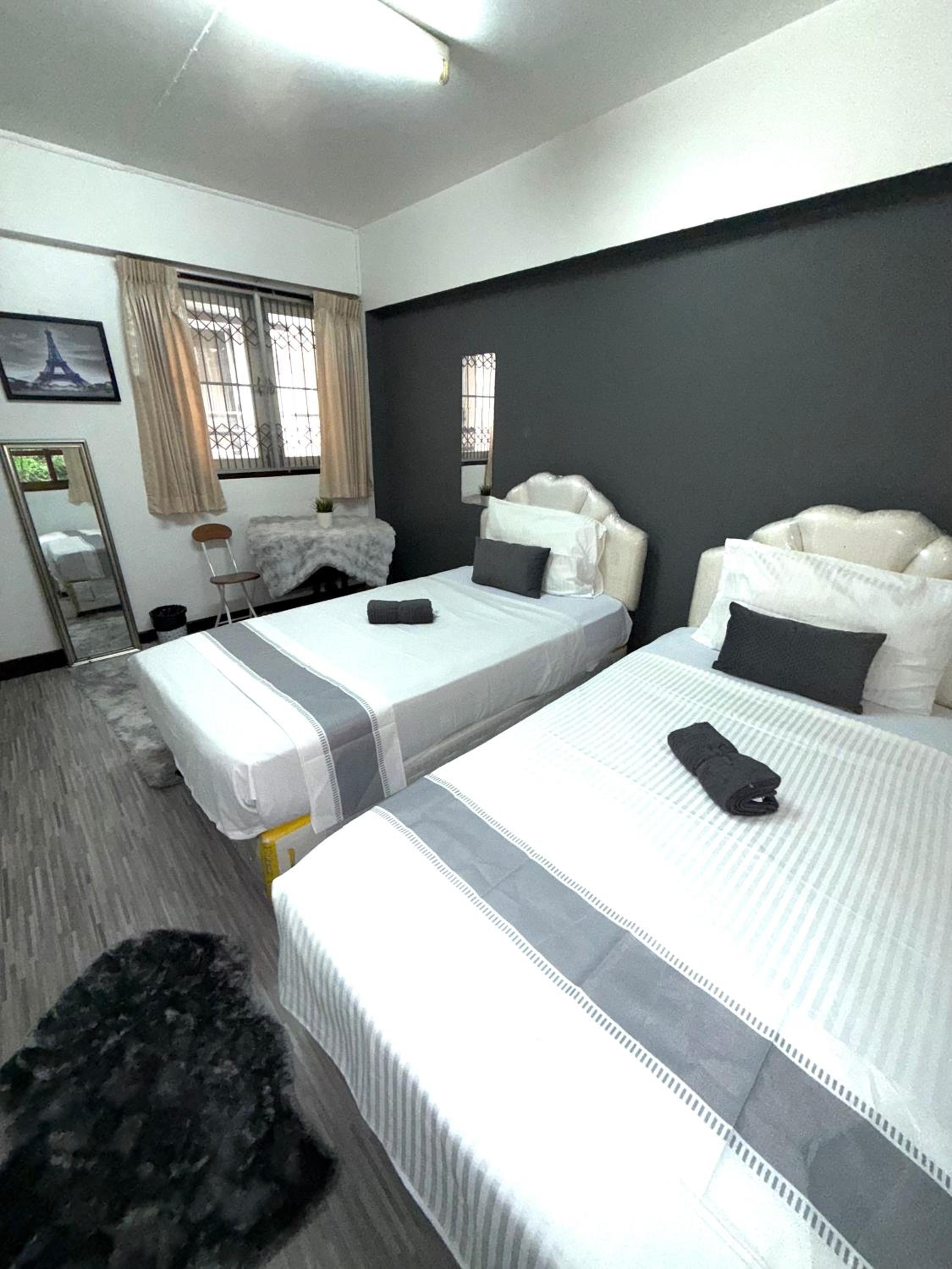 Double or Twin Room with Private External Bathroom photo 2