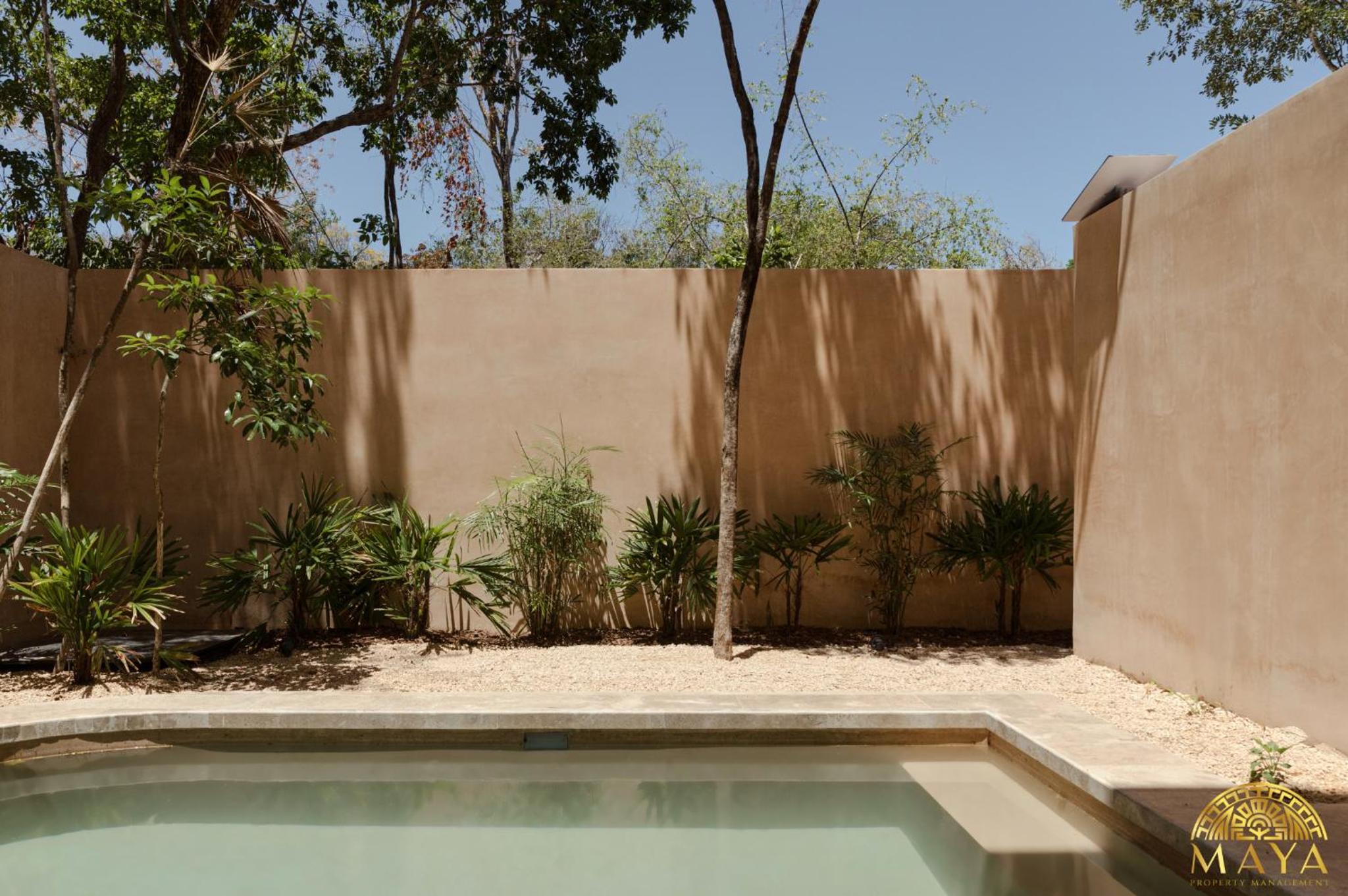 Triple Room with Pool View