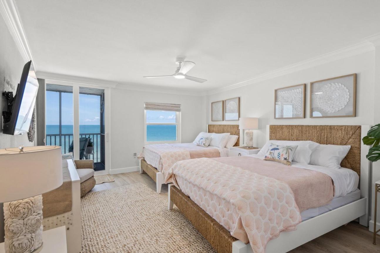 Two-Bedroom Apartment with Balcony and Sea View photo 1