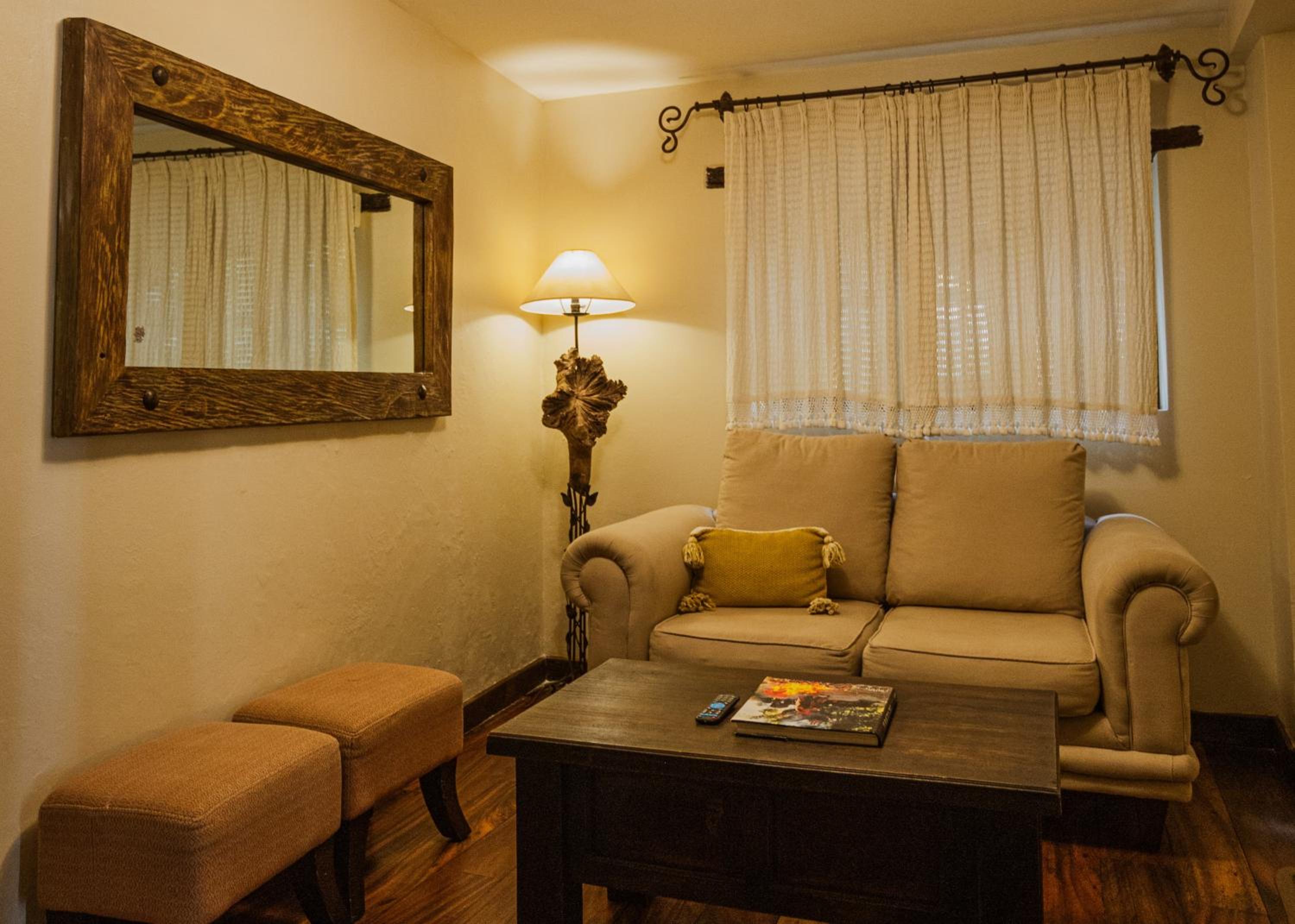 Junior Suite Queen - Photo 4