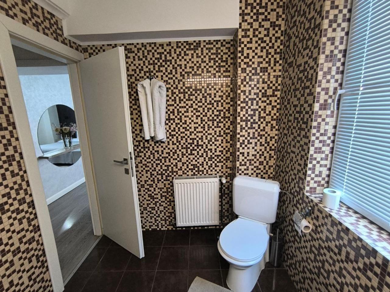 Budget Double Room photo 2