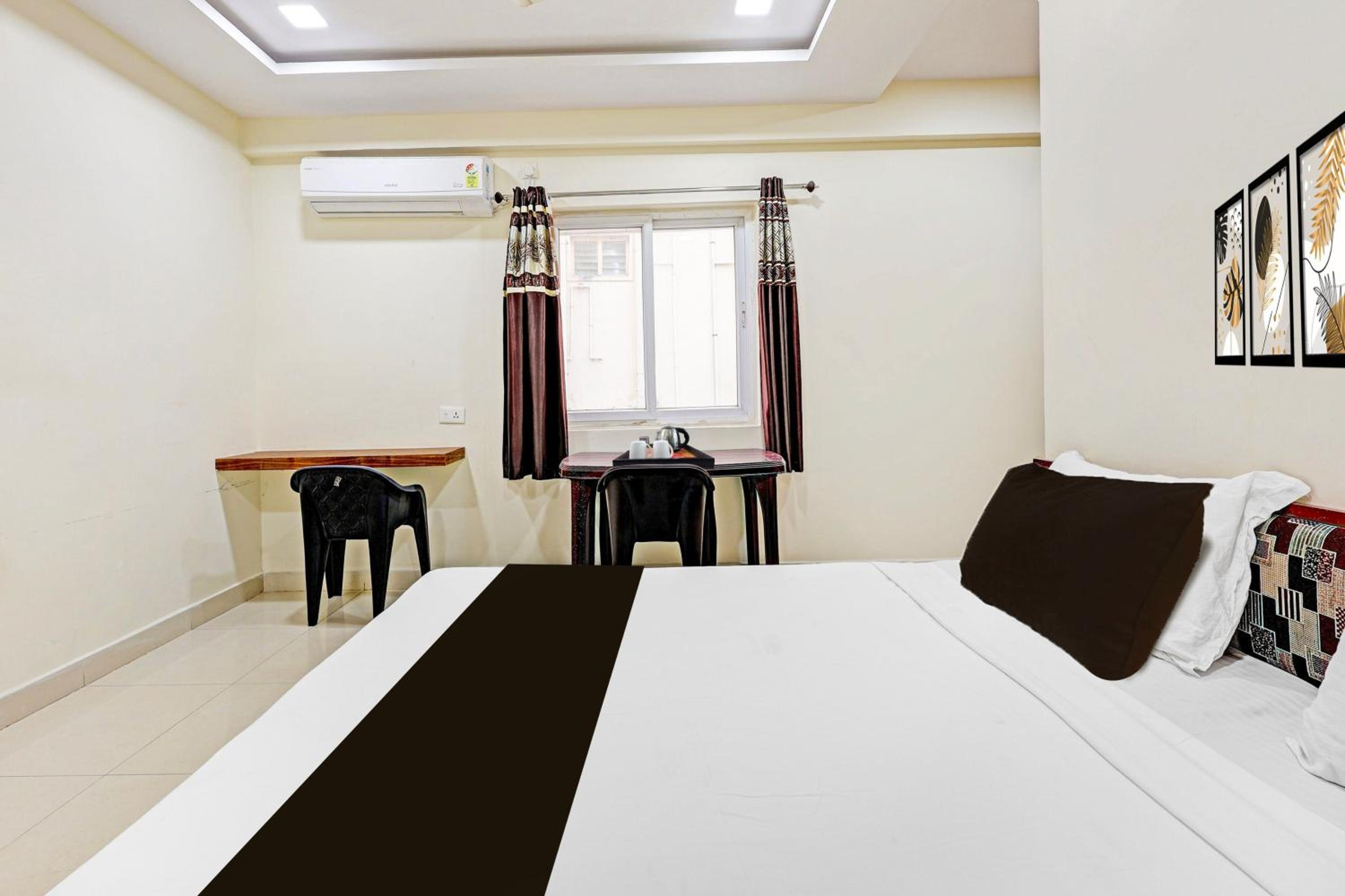 Standard Double Room photo 2