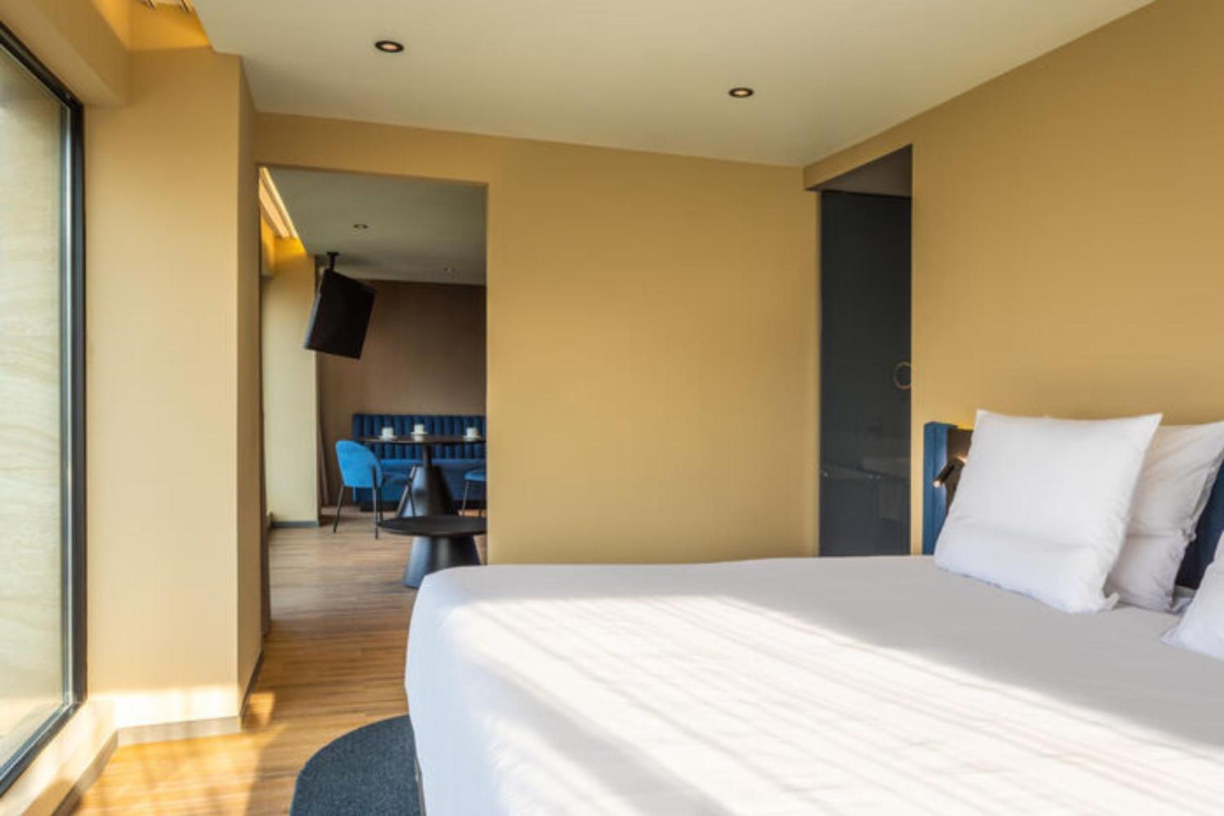 Executive Suite One King photo 3