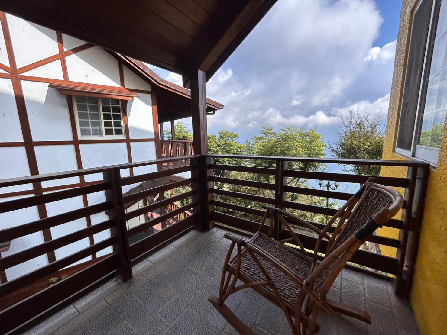 Quadruple Room with Balcony photo 3