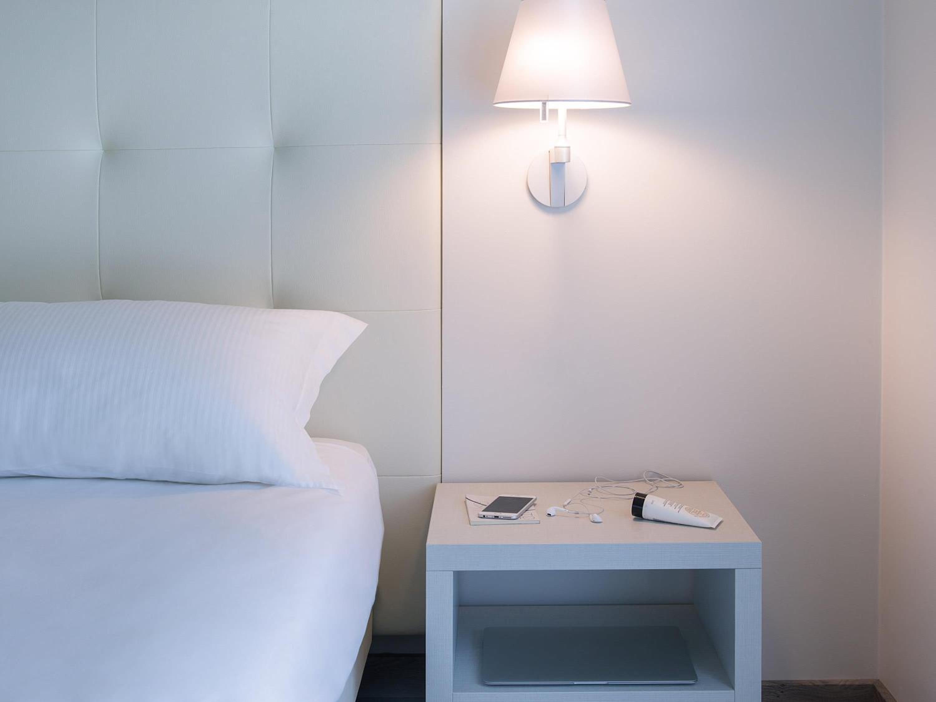 Deluxe Room with Park and Pool View