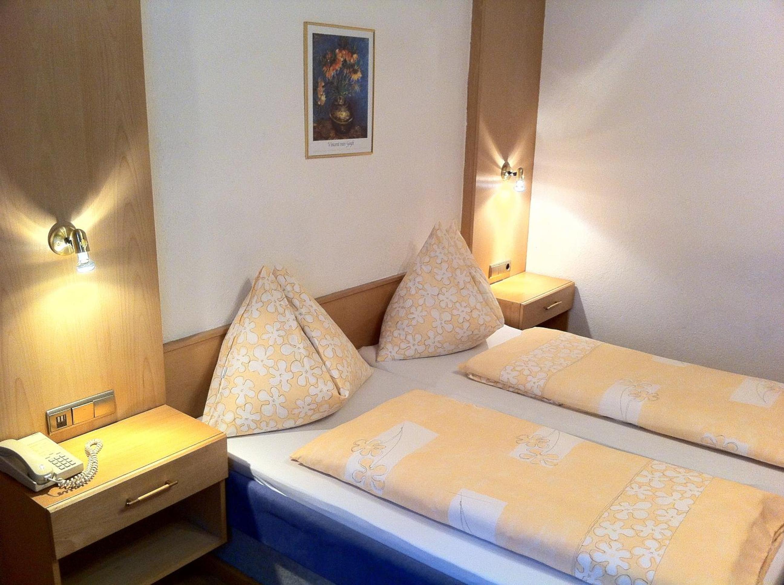 Double Room - Photo 14