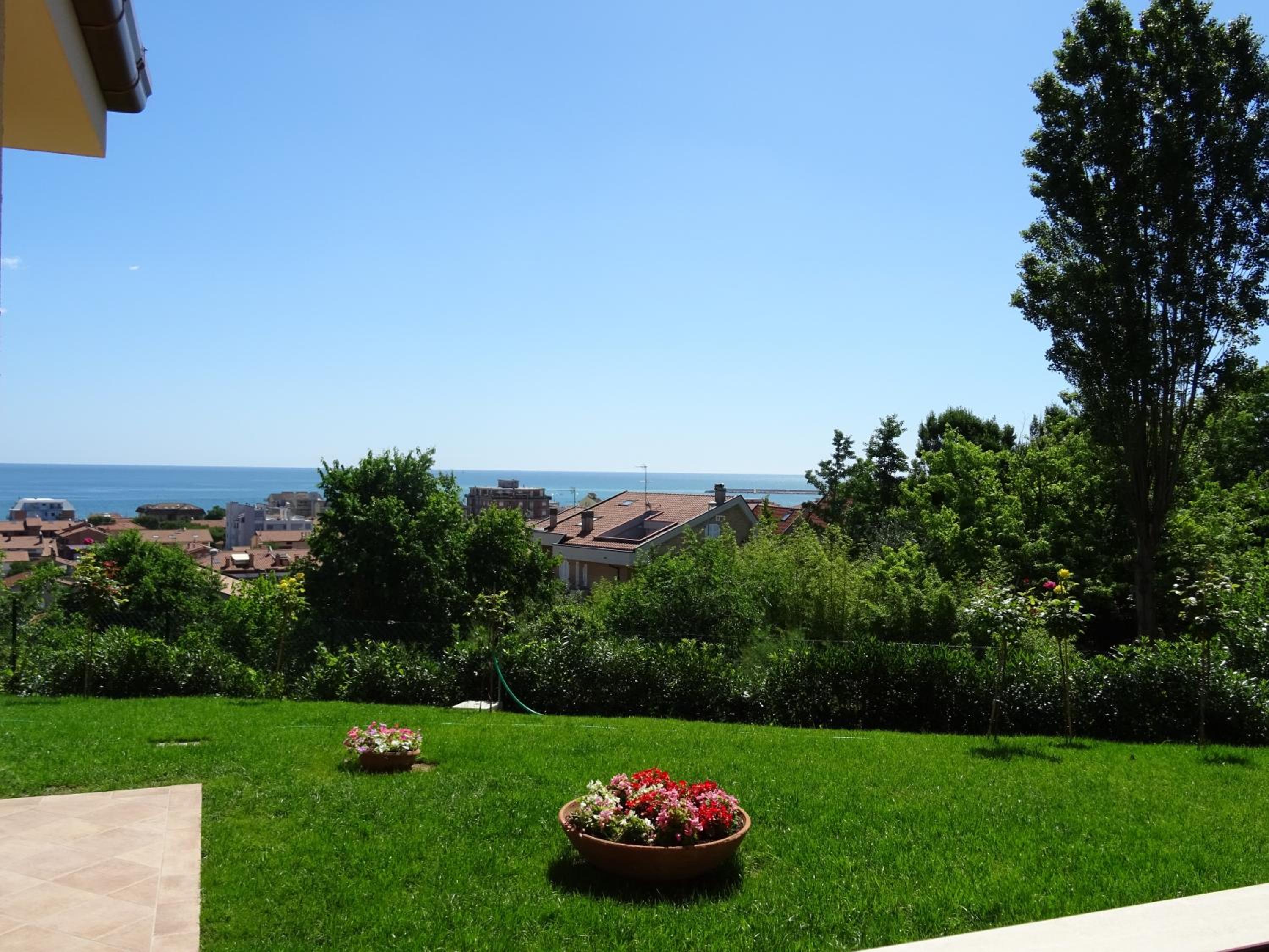 Deluxe Double Room with Sea View photo 3