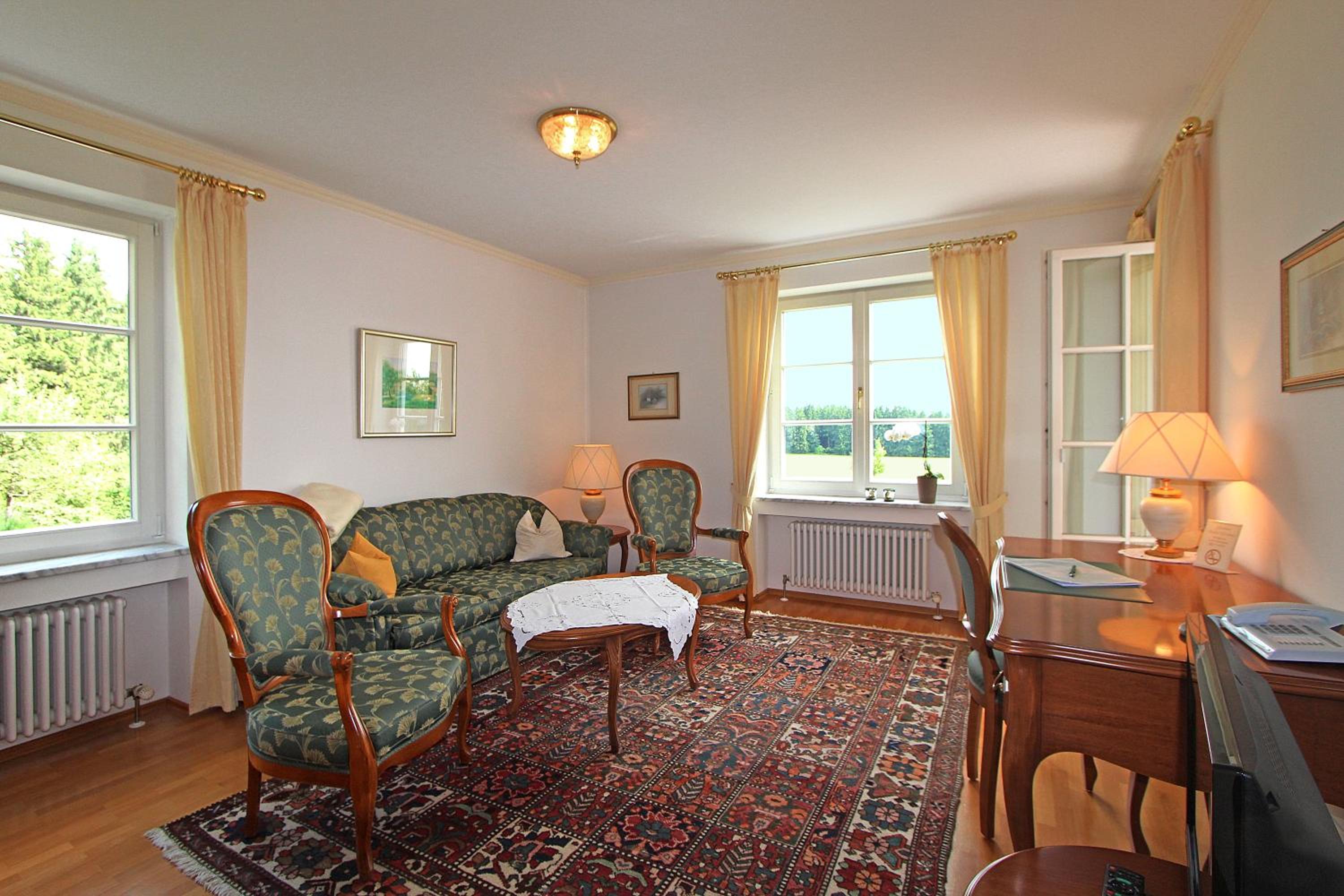 Apartment with Terrace photo 2
