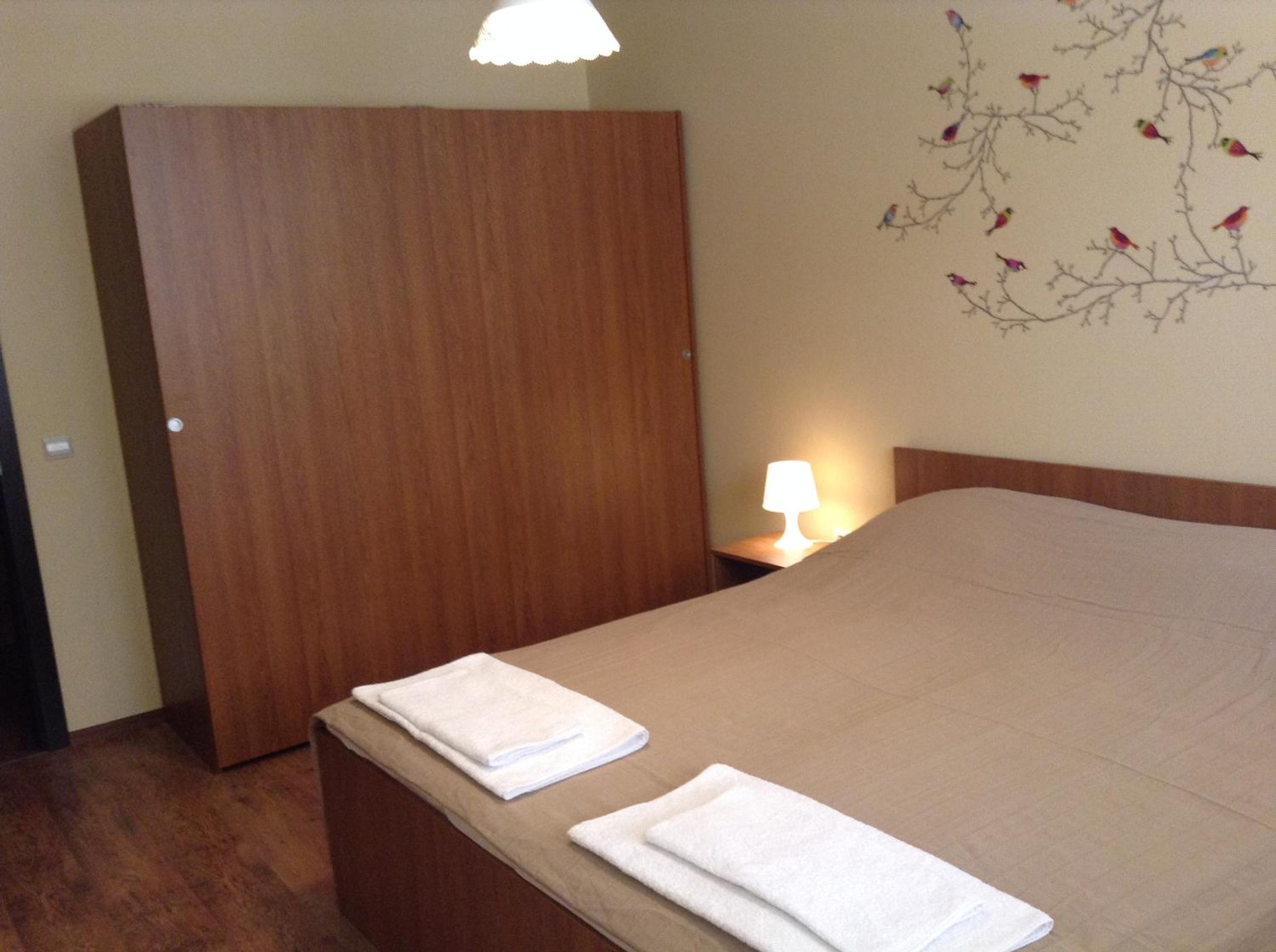 One-Bedroom Apartment - Photo 4