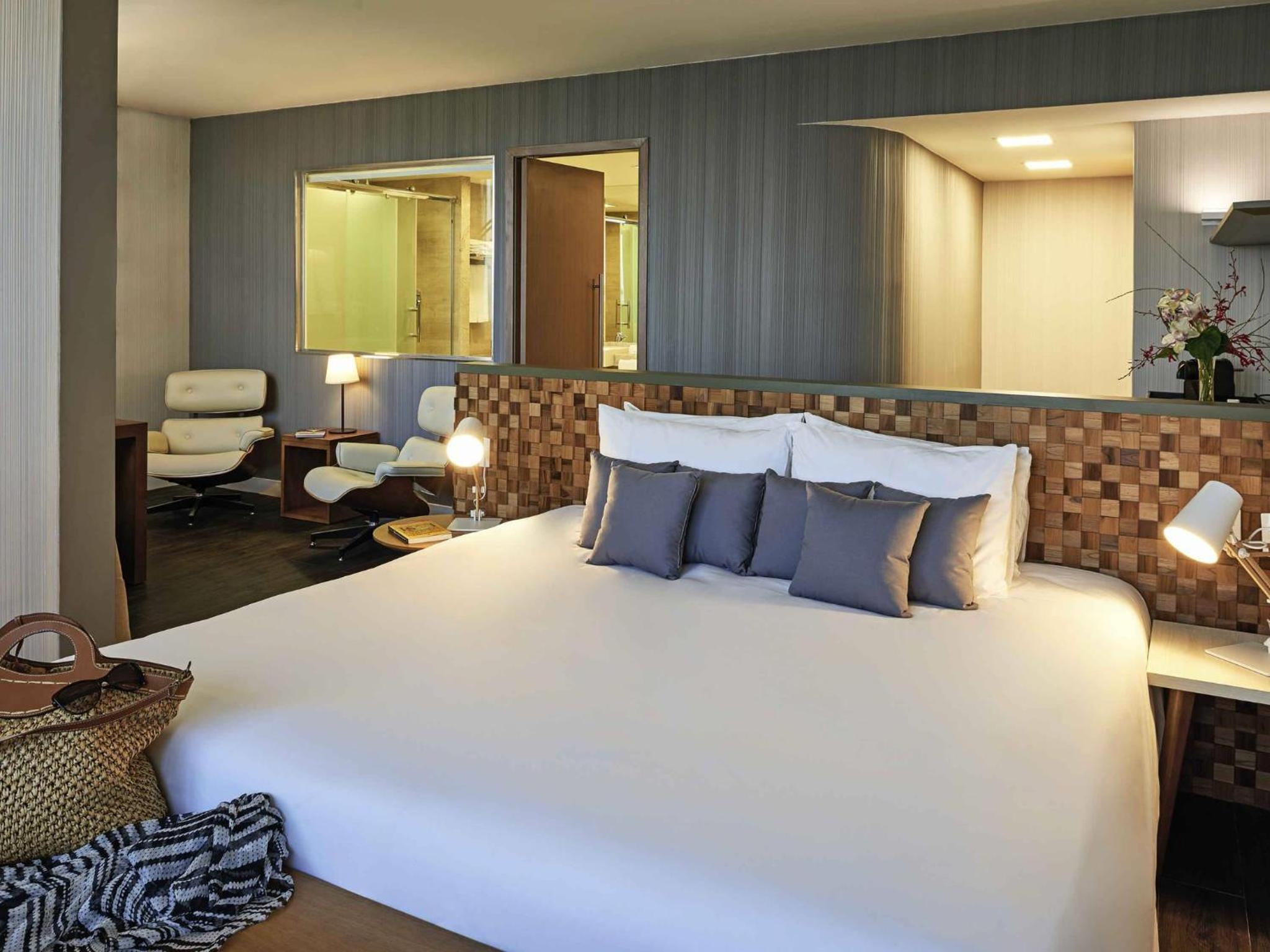 King Suite with Sea View