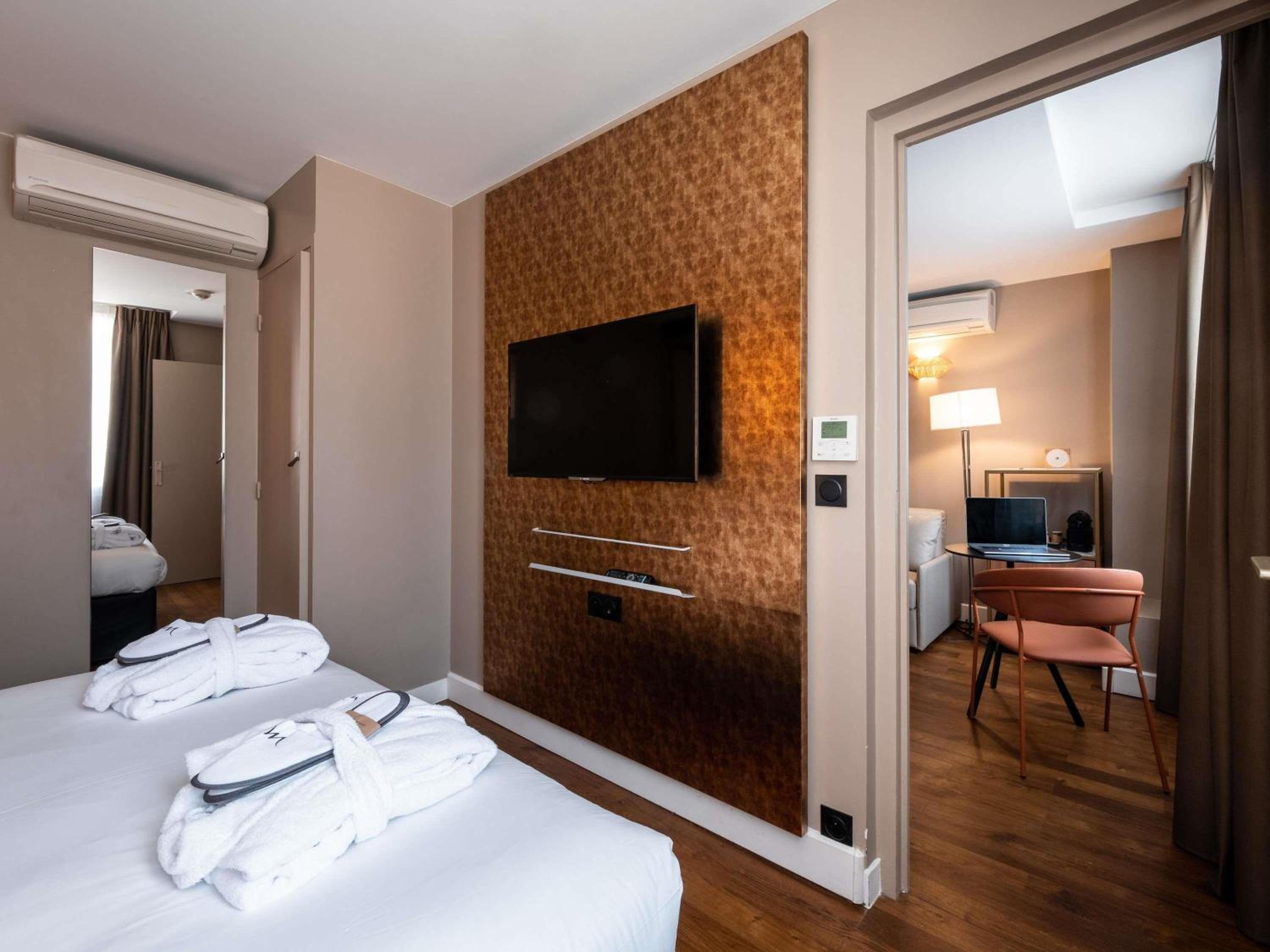 Superior Triple Room photo 2