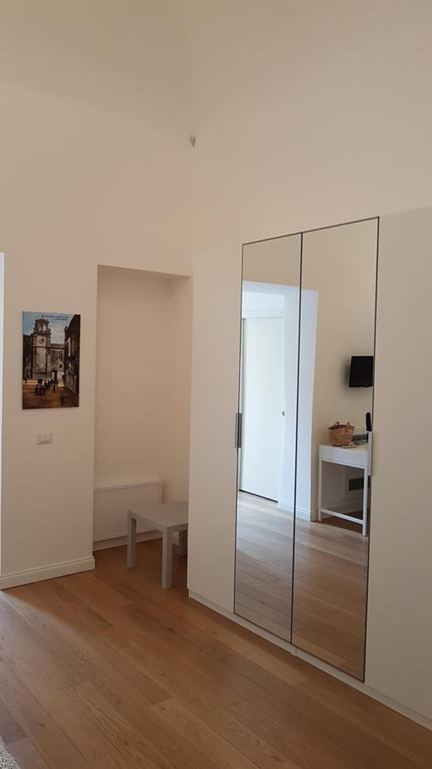 Double Room - Photo 11