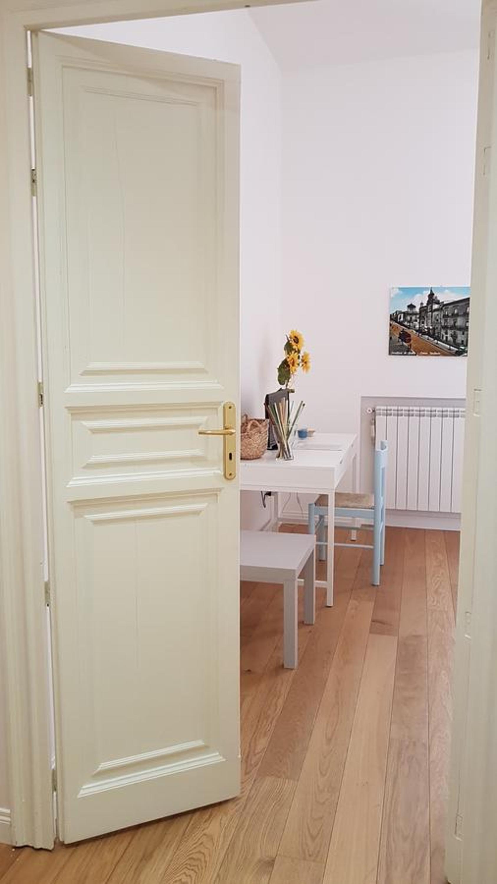 Double Room with Private Bathroom - Photo 8