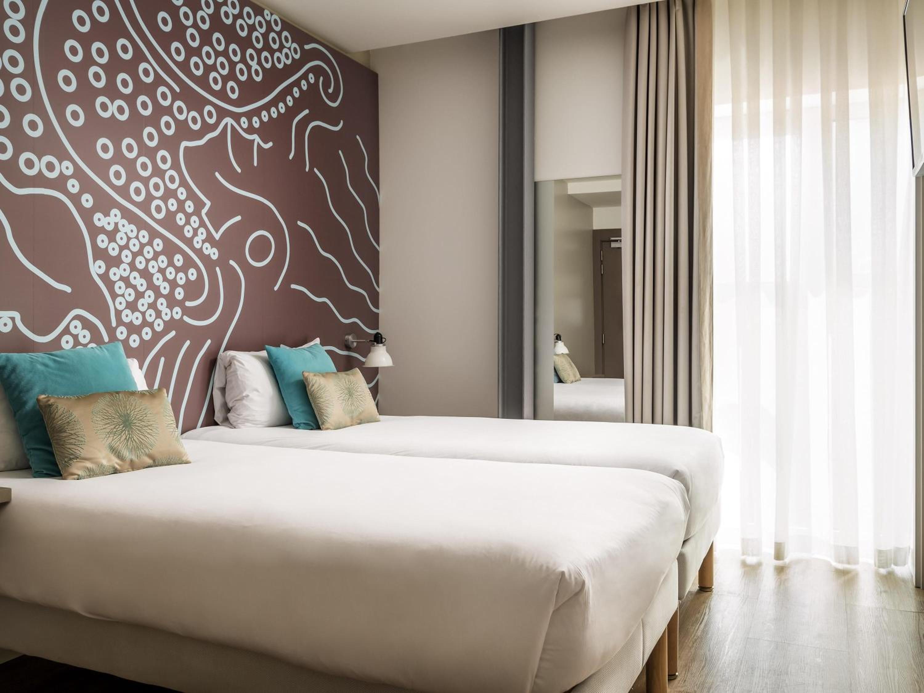 Standard Two Single Bed