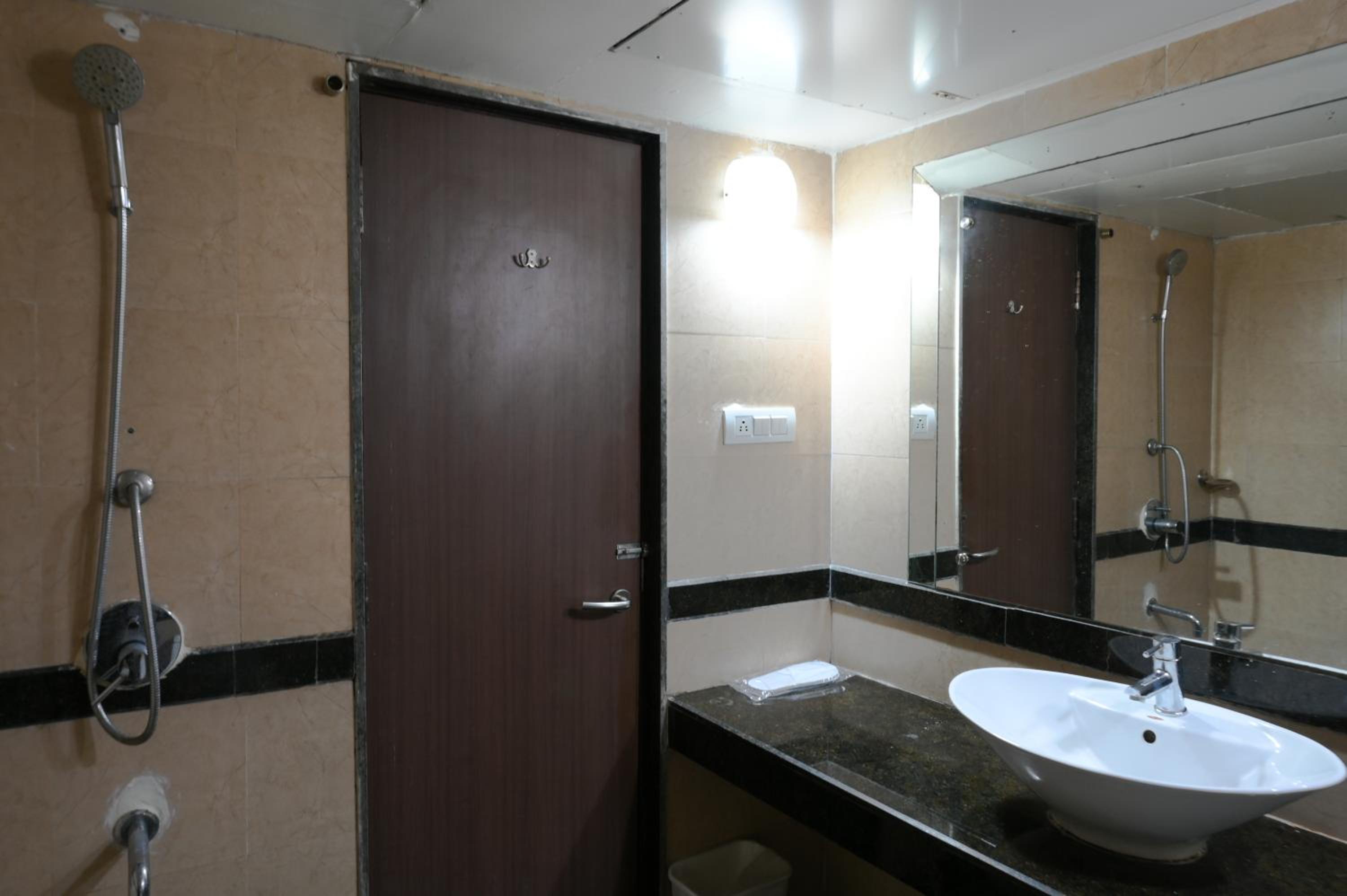 Junior Suite - Photo 6