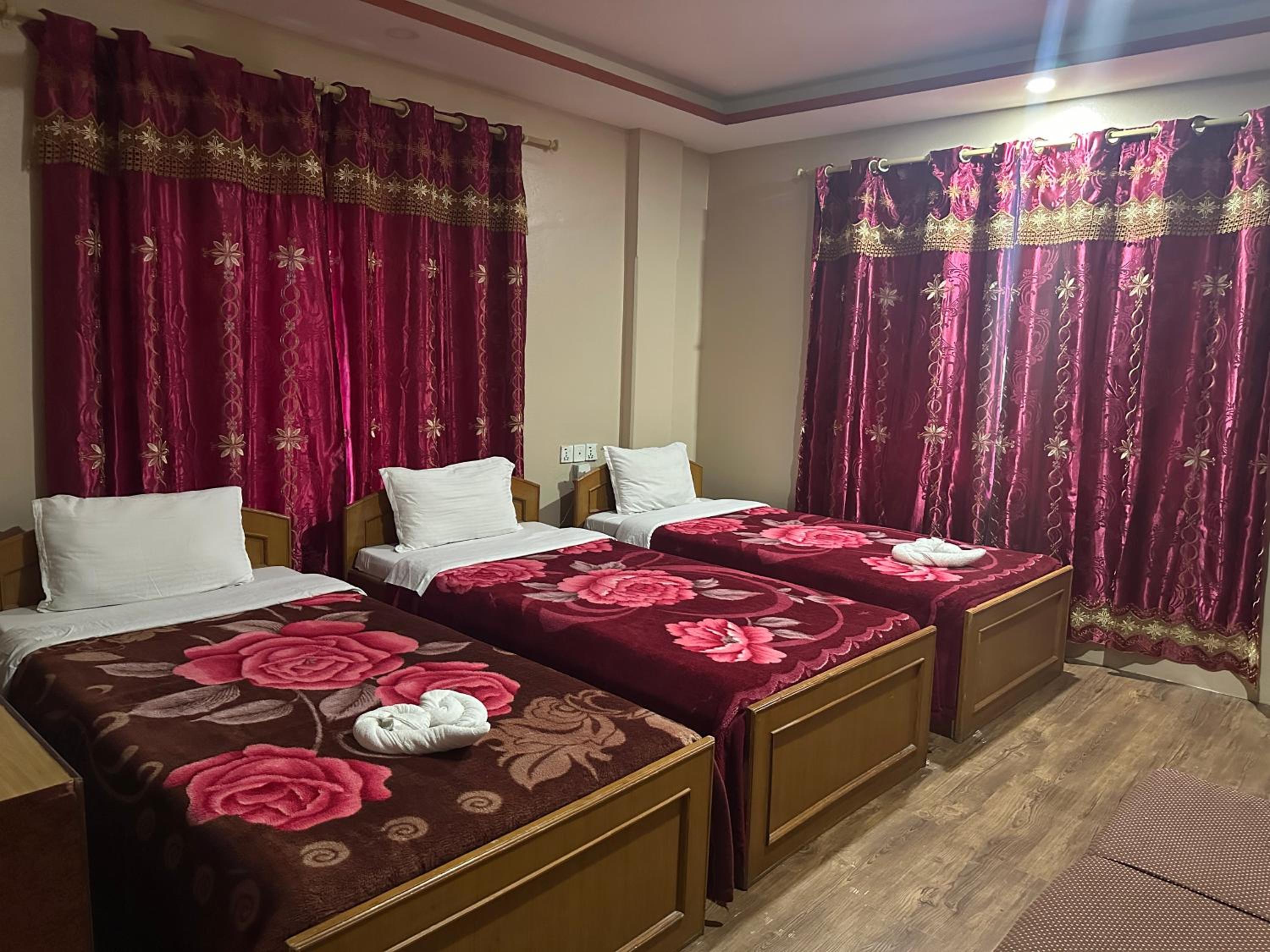 Triple Room
