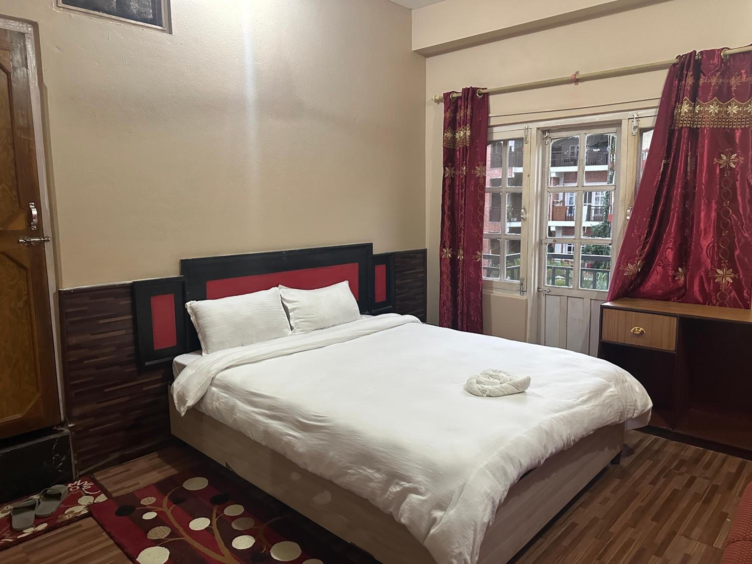 Single Room with Garden View