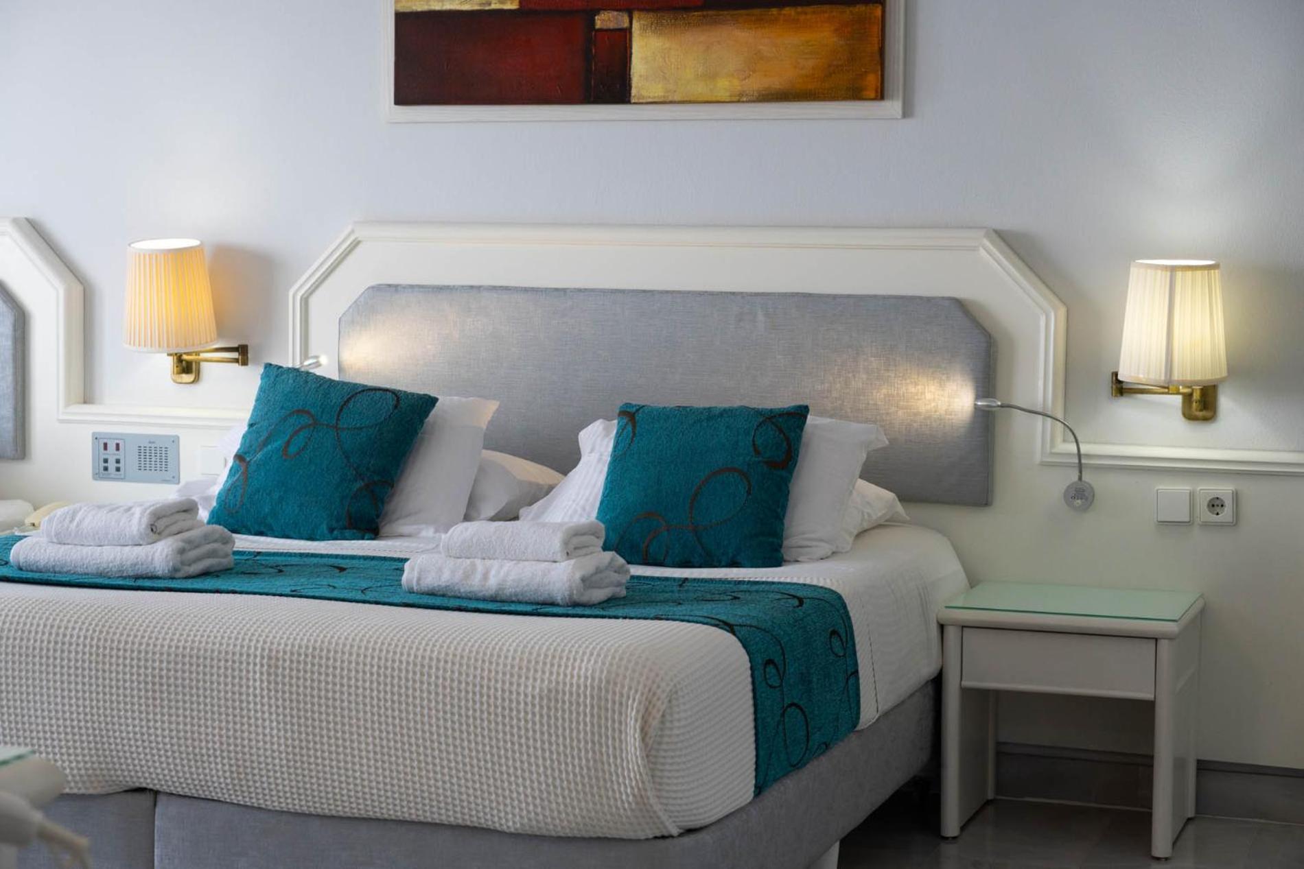 Junior Suite (2-3 Adults) - Photo 3