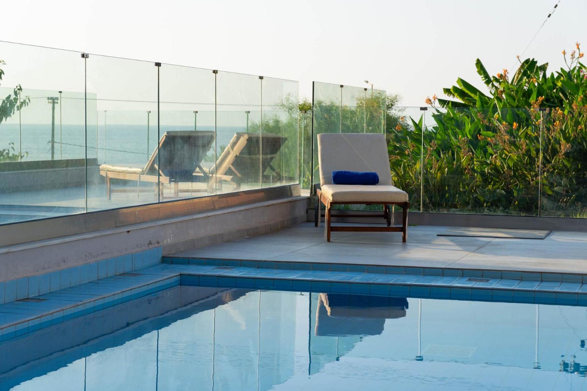 Superior Double Room with Private Pool and Sea View