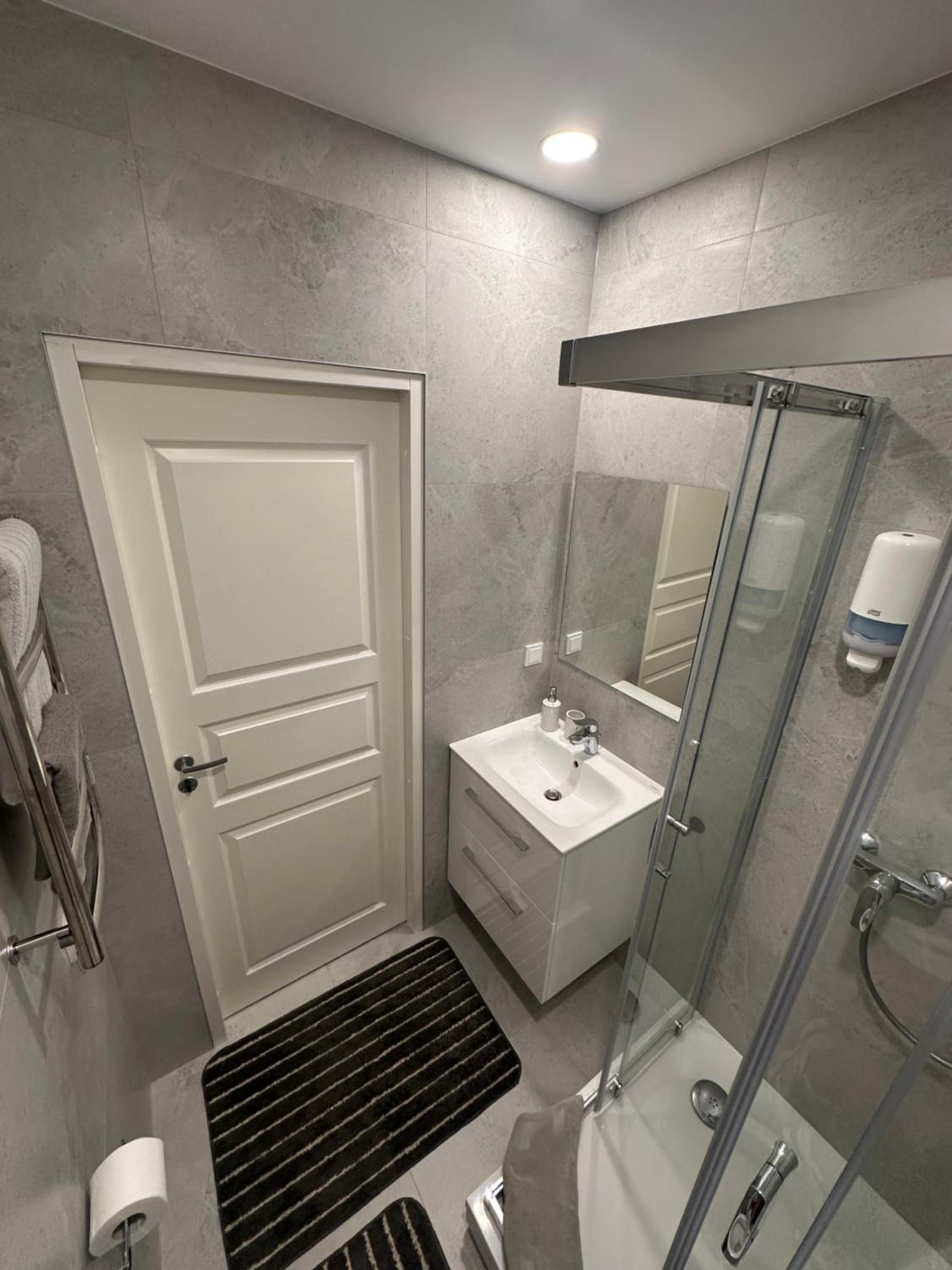 Single Room with Balcony photo 3