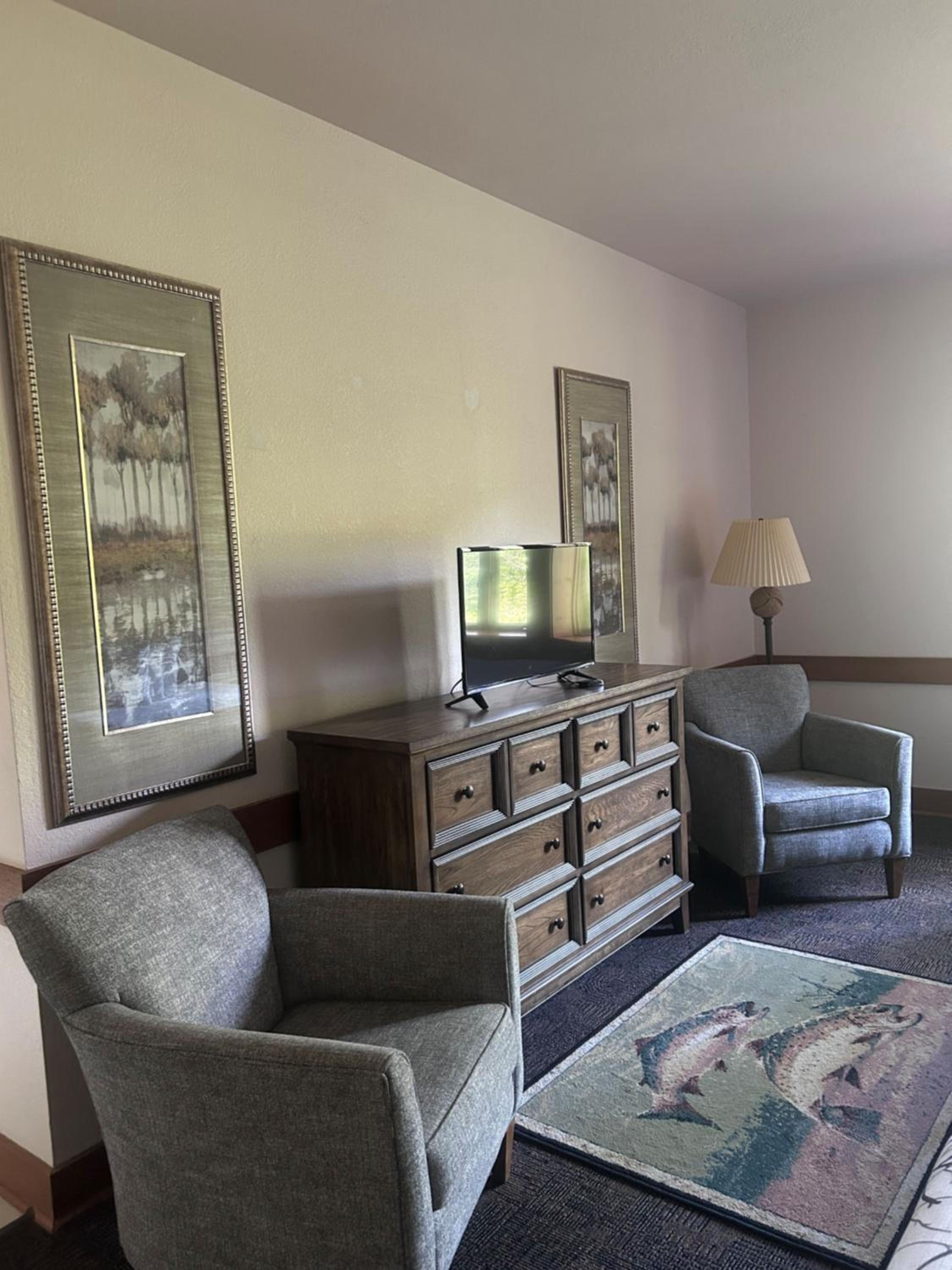 Queen Suite photo 3