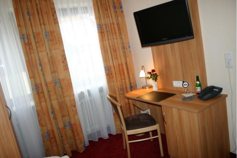 Double Room - Photo 2
