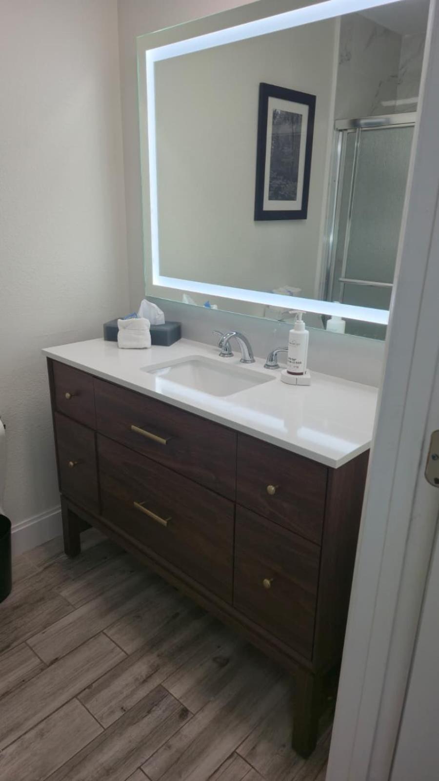 Queen Room with Two Queen Beds and Kitchenette - Non-Smoking