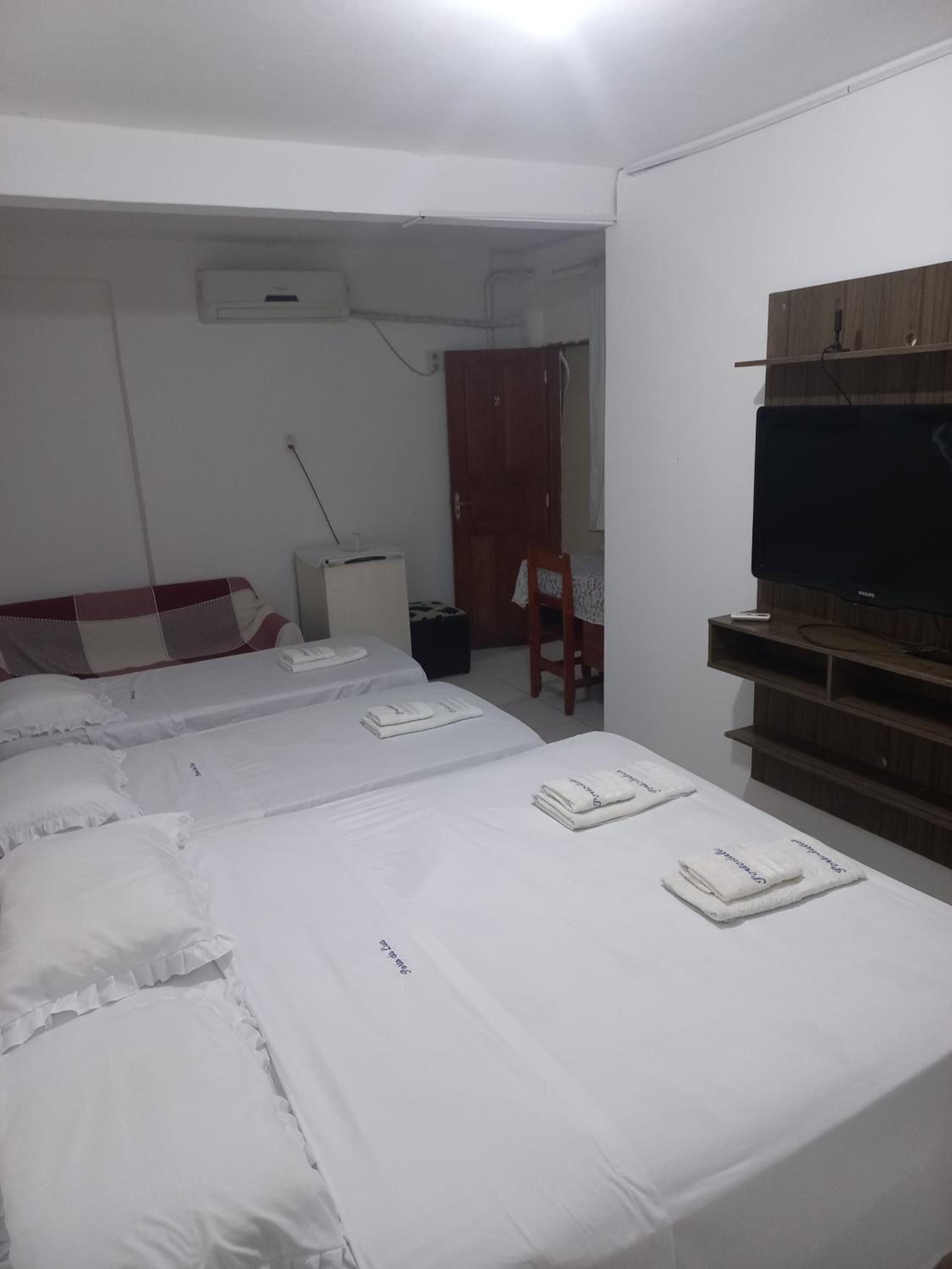 Economy Quadruple Room photo 2