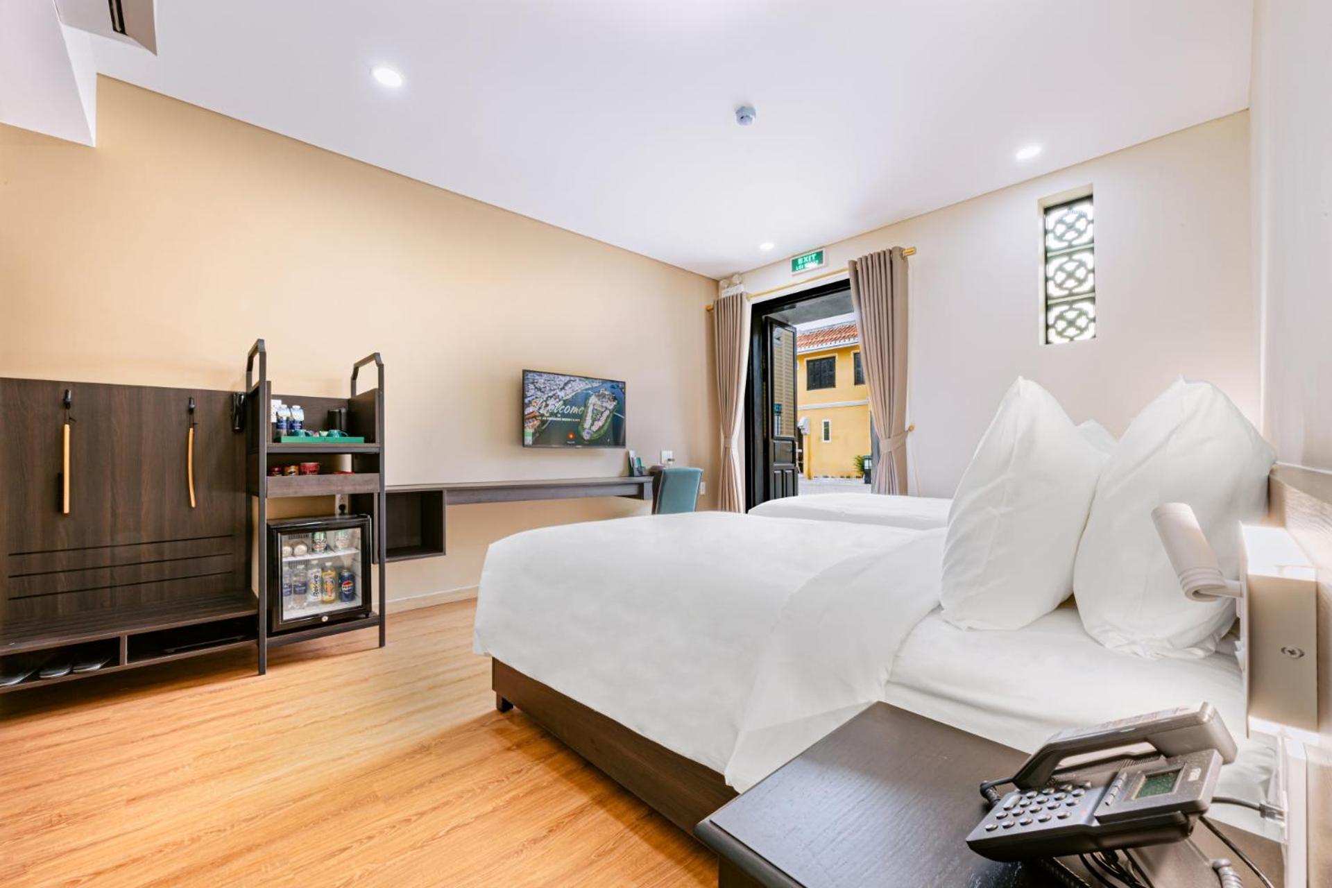 Deluxe Double or Twin Room - Photo 4